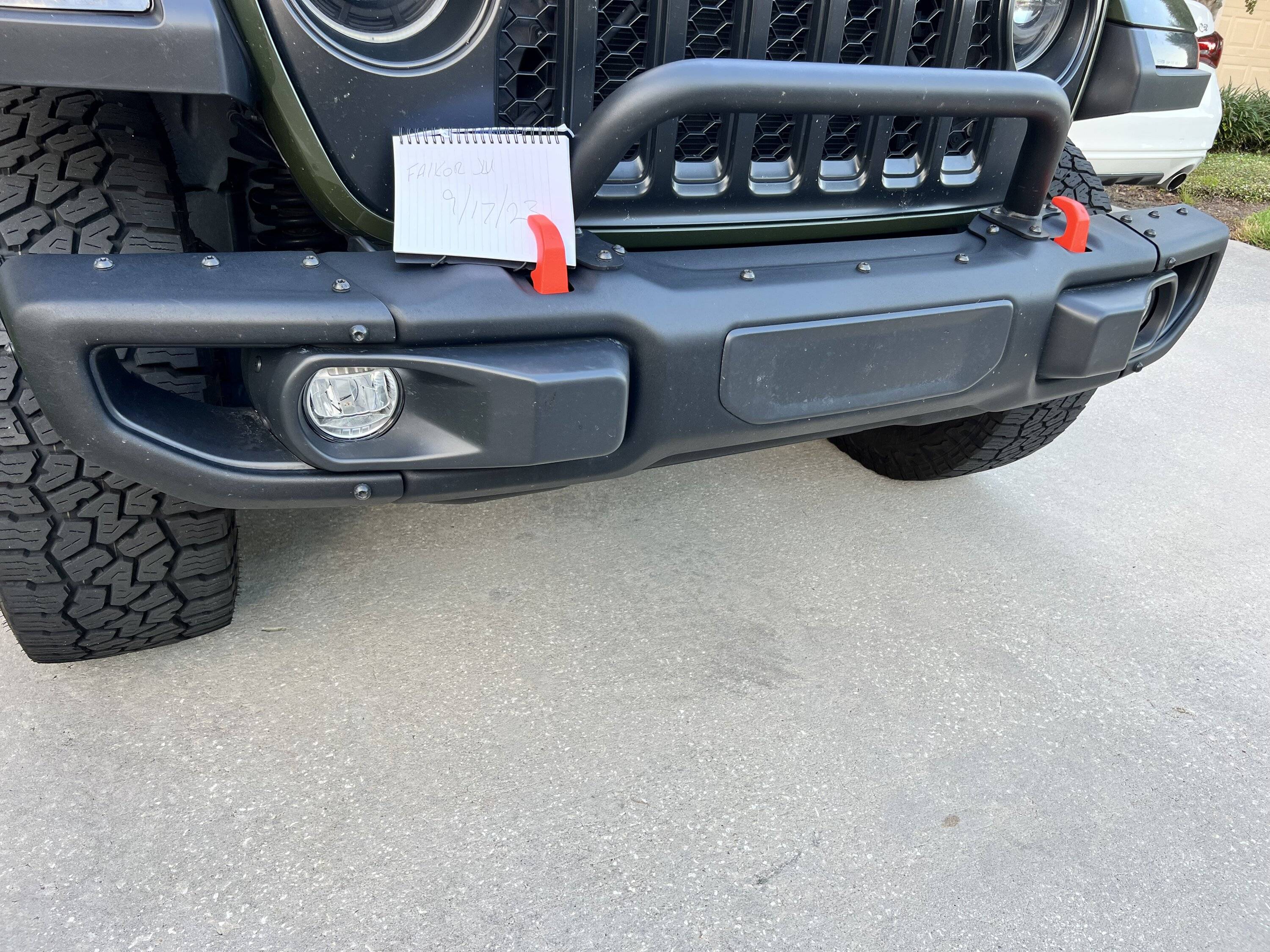 Jeep Gladiator Rubicon Steel Bumper IMG_5174