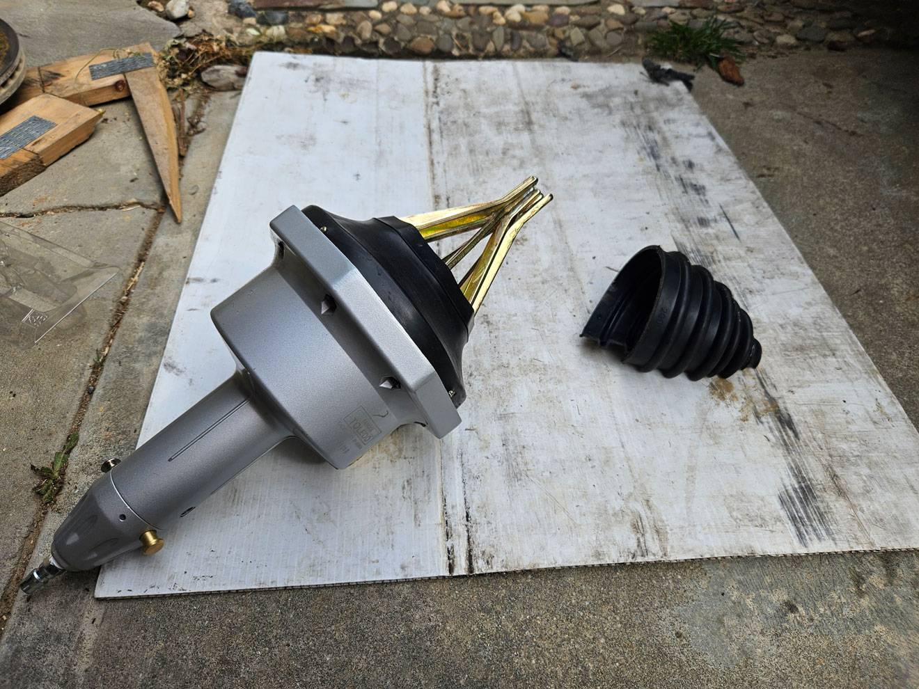 Jeep Gladiator Change Jeep Gladiator CV Boot 20230918_101004