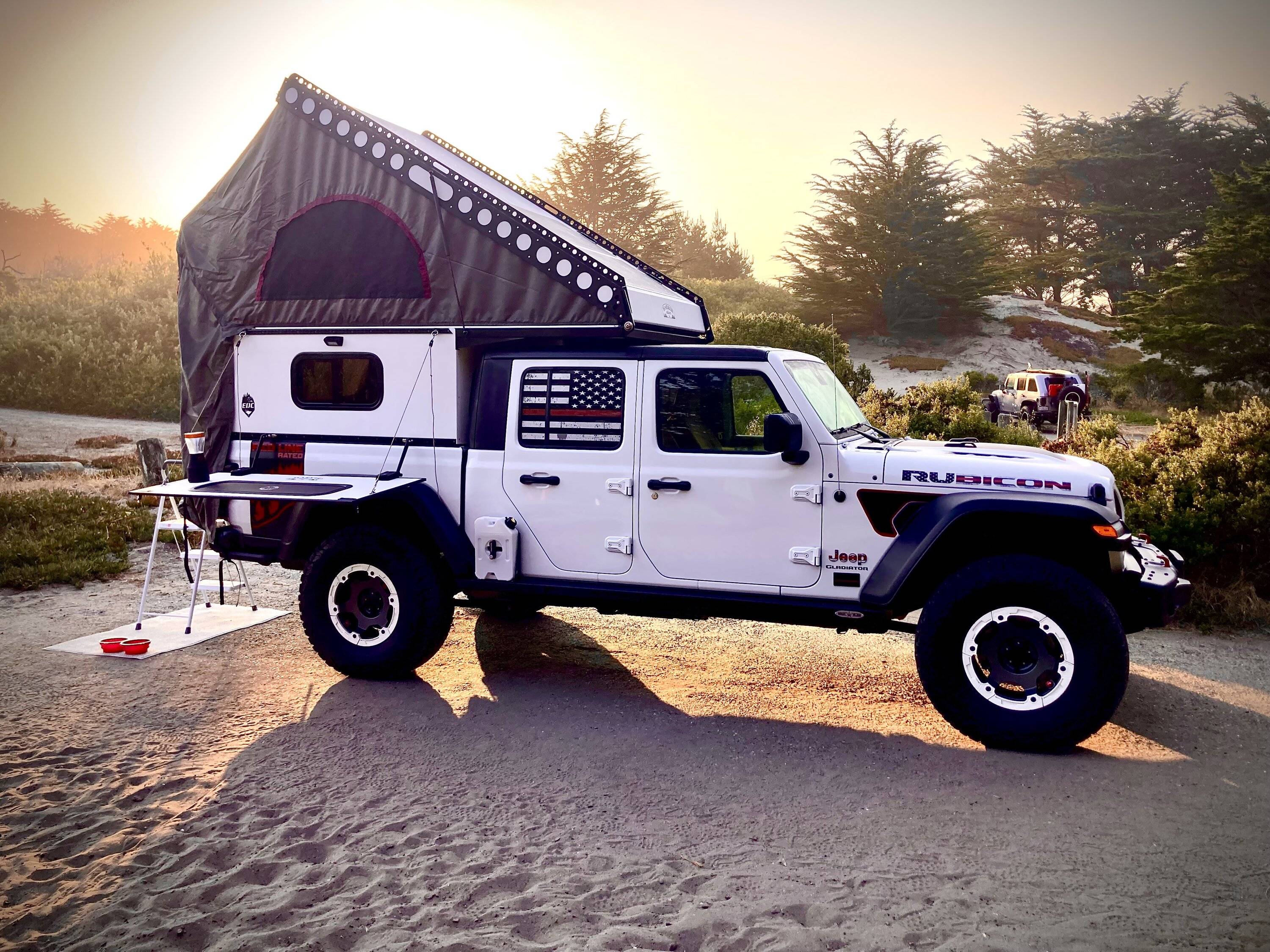 Jeep Gladiator Black is played out, let's see some colored rims IMG_9101