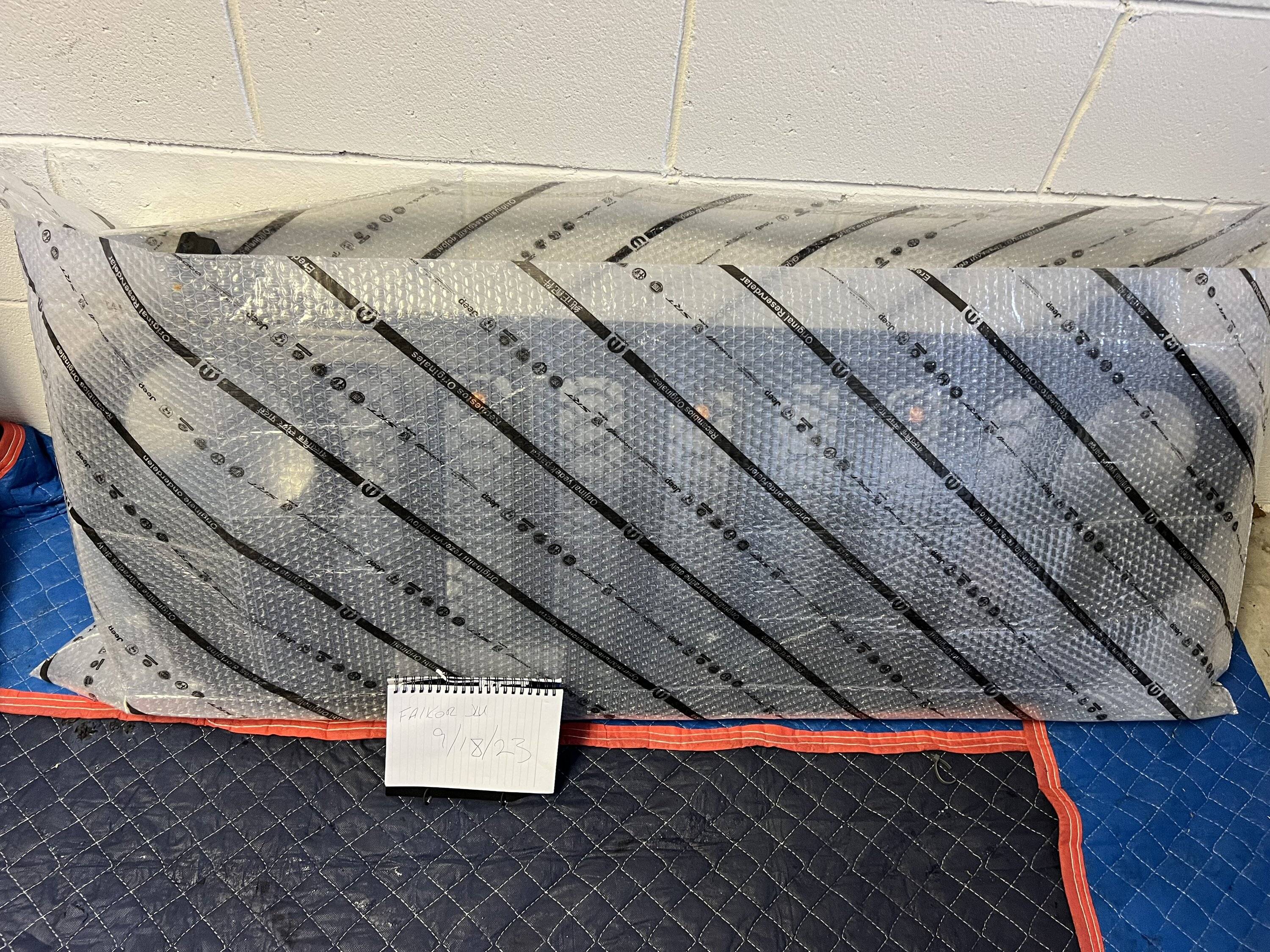 Jeep Gladiator OEM black satin grill IMG_5215