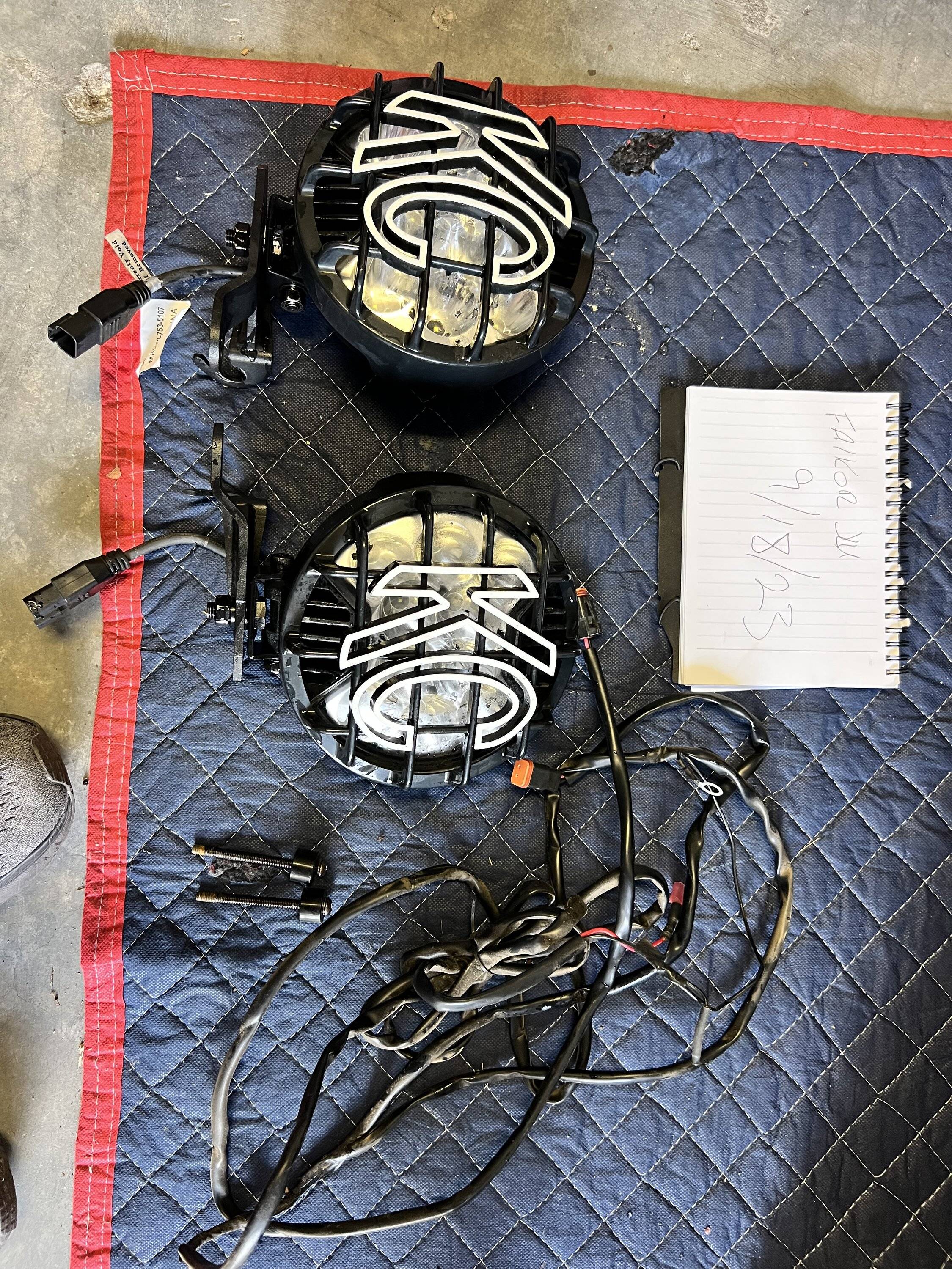 Jeep Gladiator KC Slim lights IMG_5224