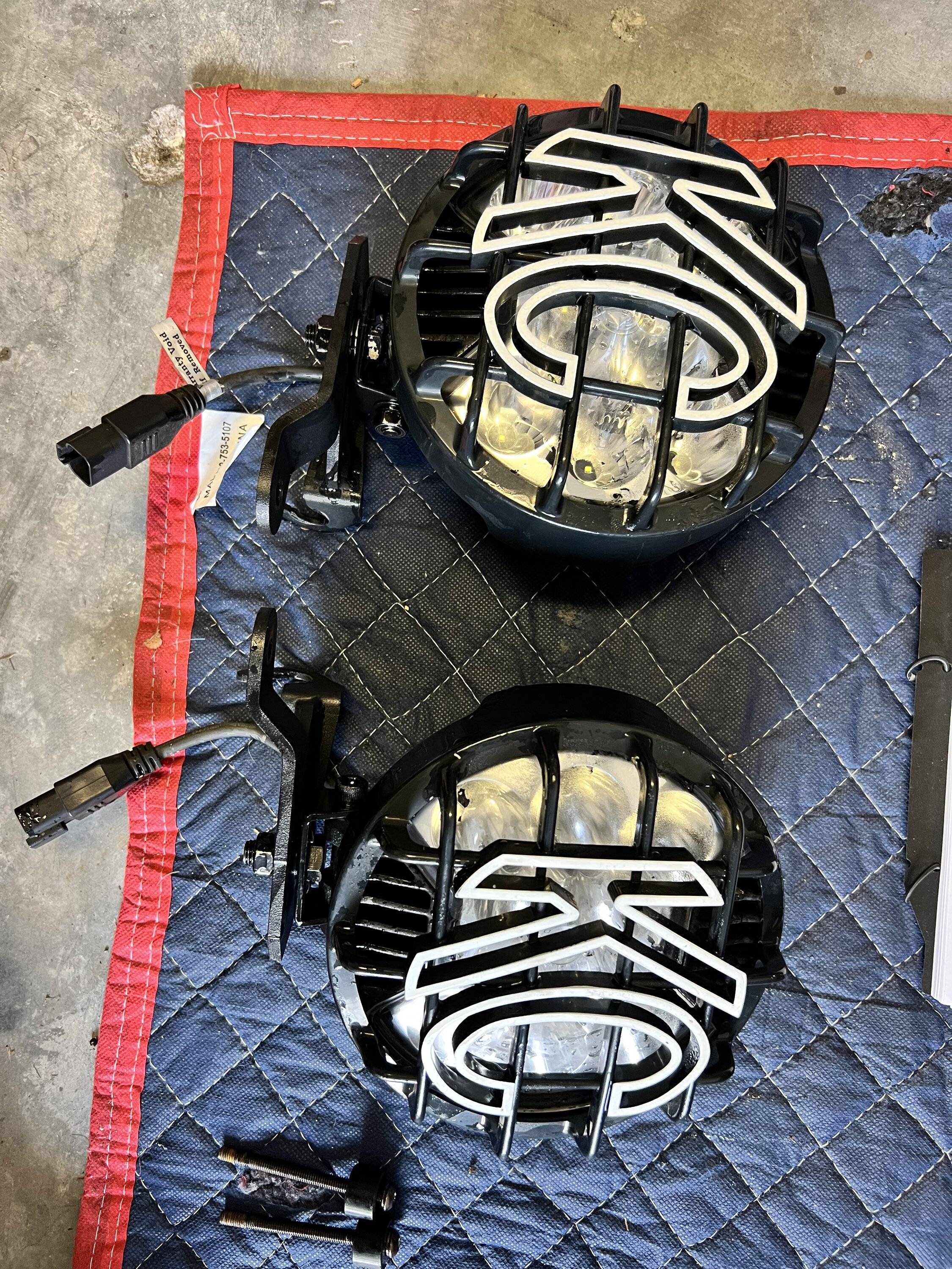 Jeep Gladiator KC Slim lights IMG_5223