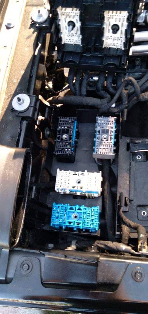 Jeep Gladiator Auxiliary battery delete FB_IMG_1695066501267