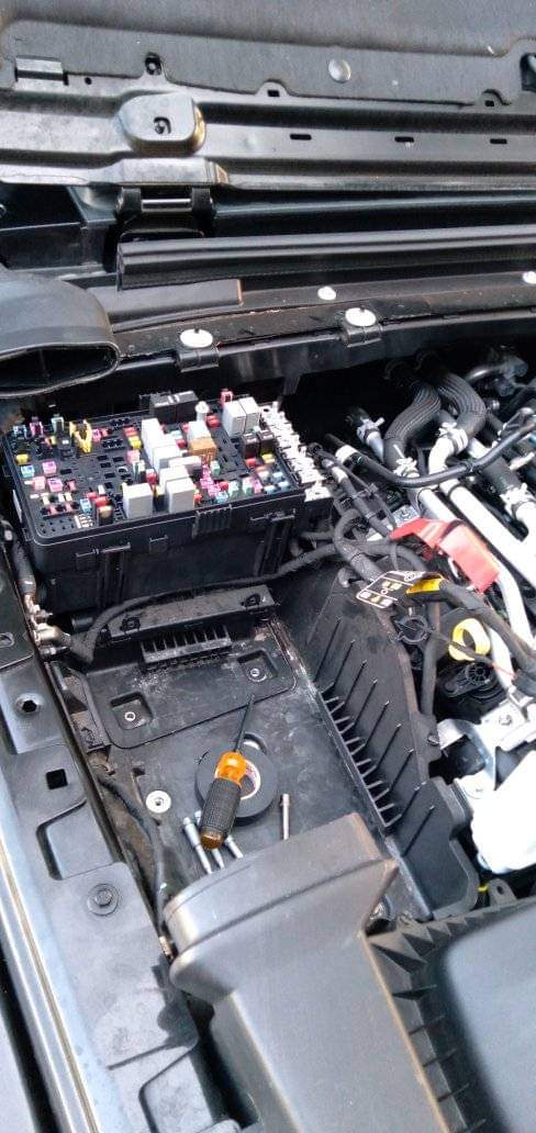 Jeep Gladiator Auxiliary battery delete FB_IMG_1695066505183
