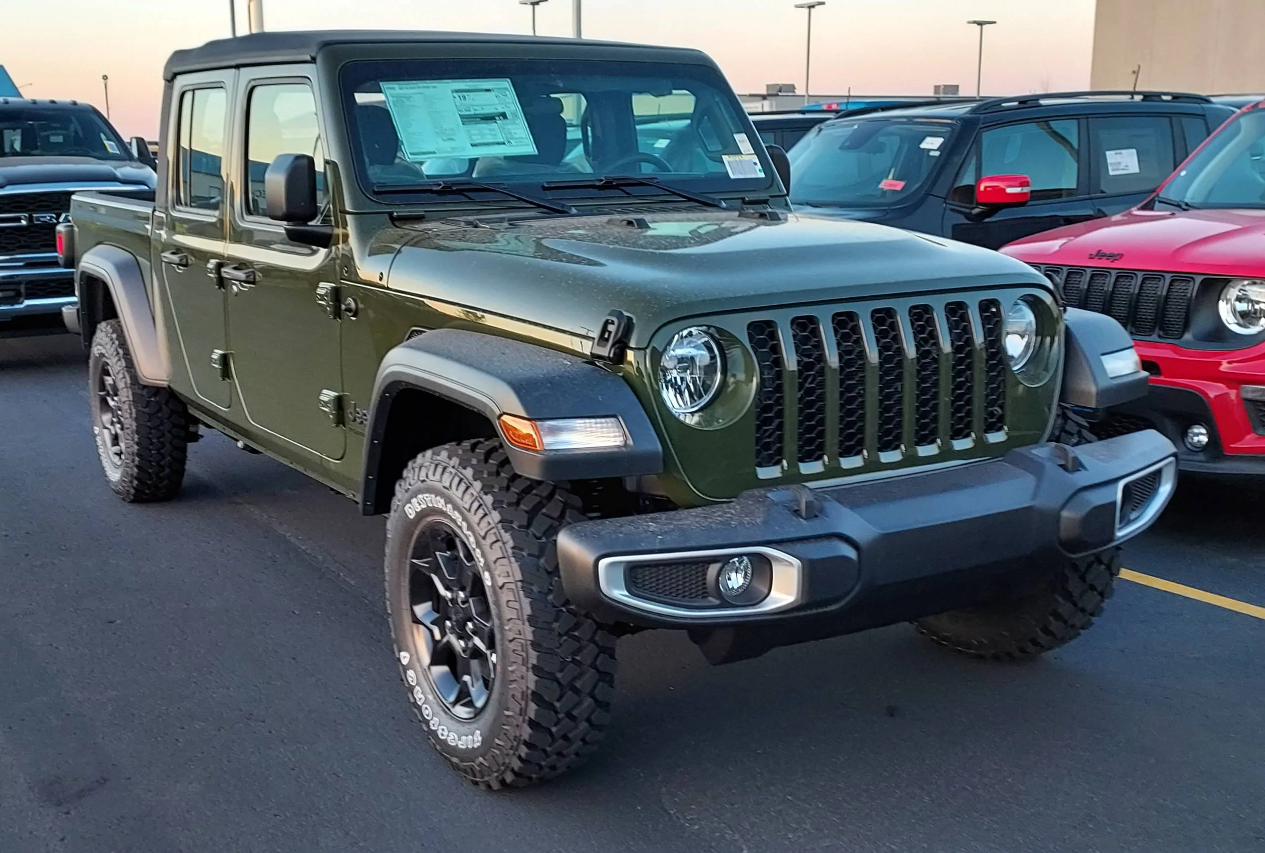 Jeep Gladiator 15% off msrp 2023 delivery before October 2 20230913_191936