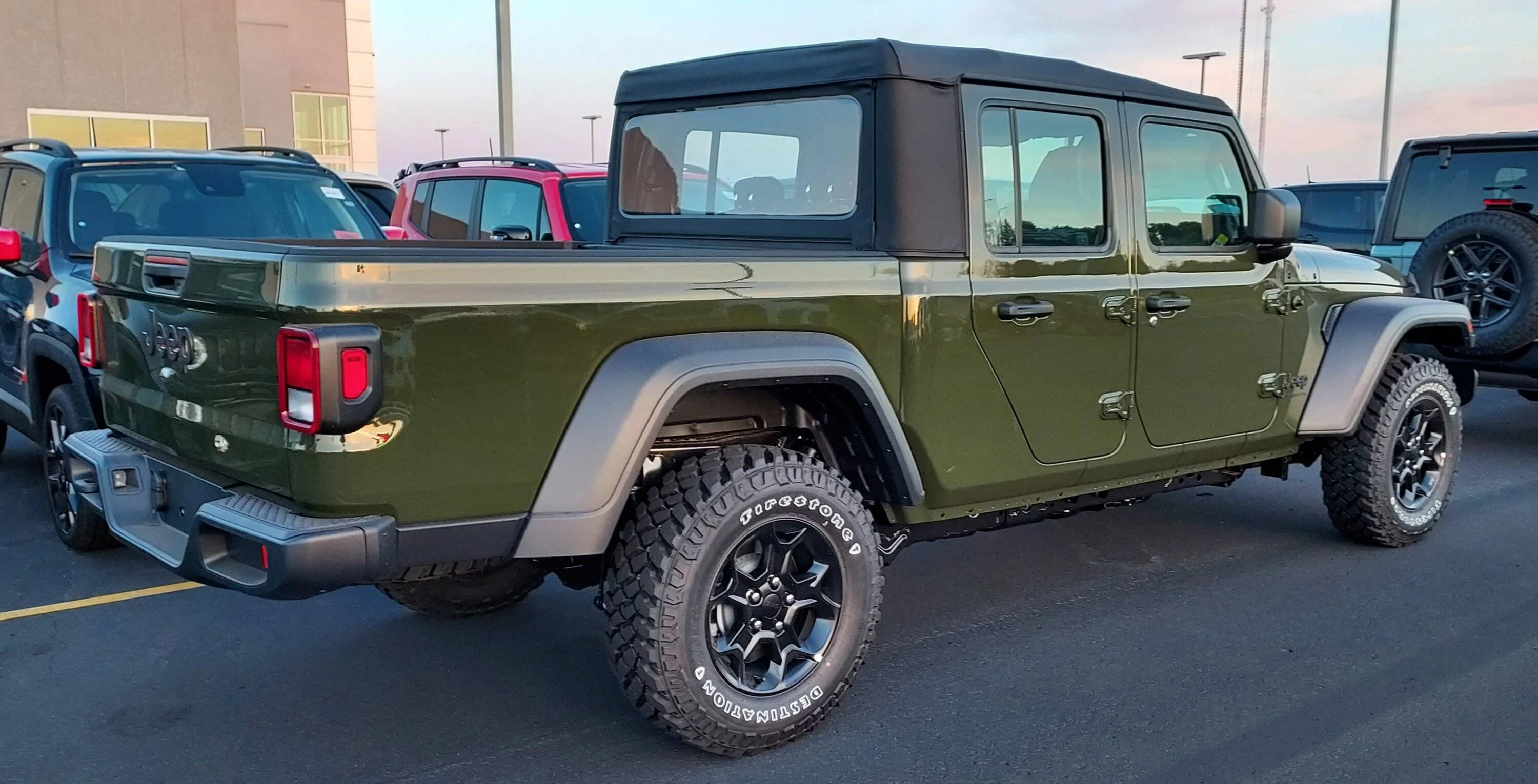 Jeep Gladiator 15% off msrp 2023 delivery before October 2 20230913_191855
