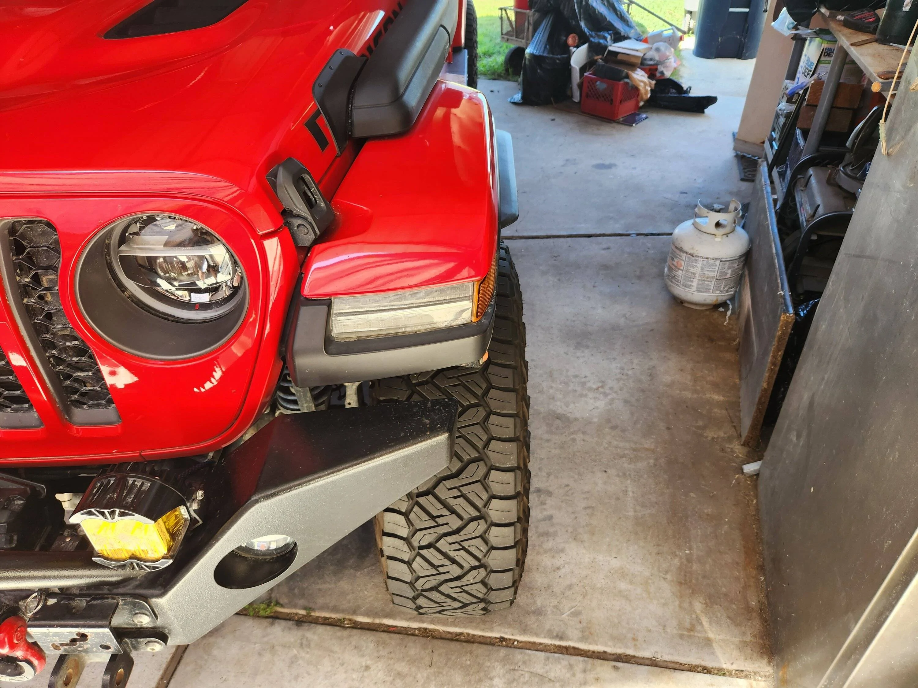 Jeep Gladiator Guys with 37s what wheels are you running? 20230912_121409