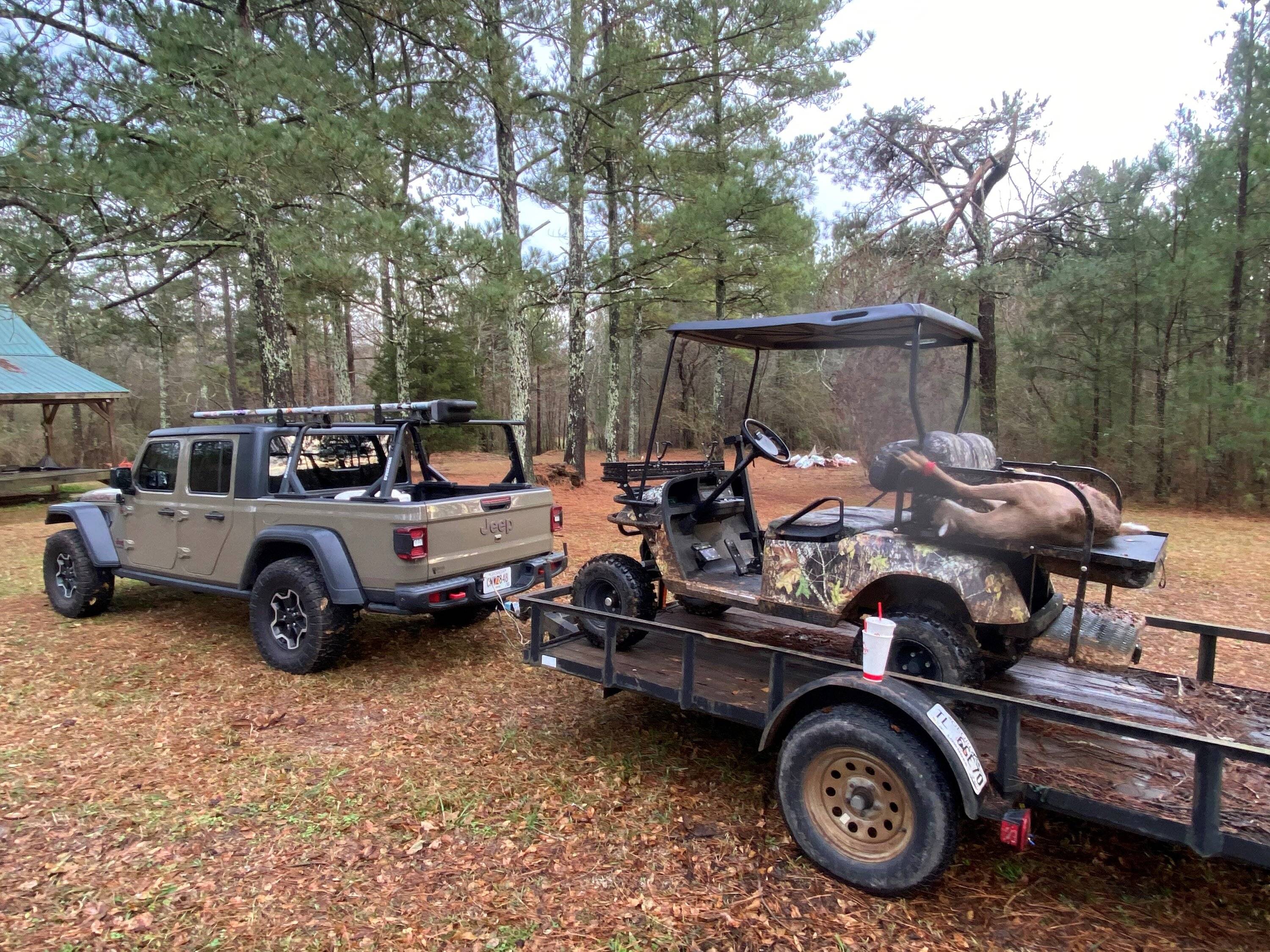 Jeep Gladiator Camp and Hunt pics se23ww