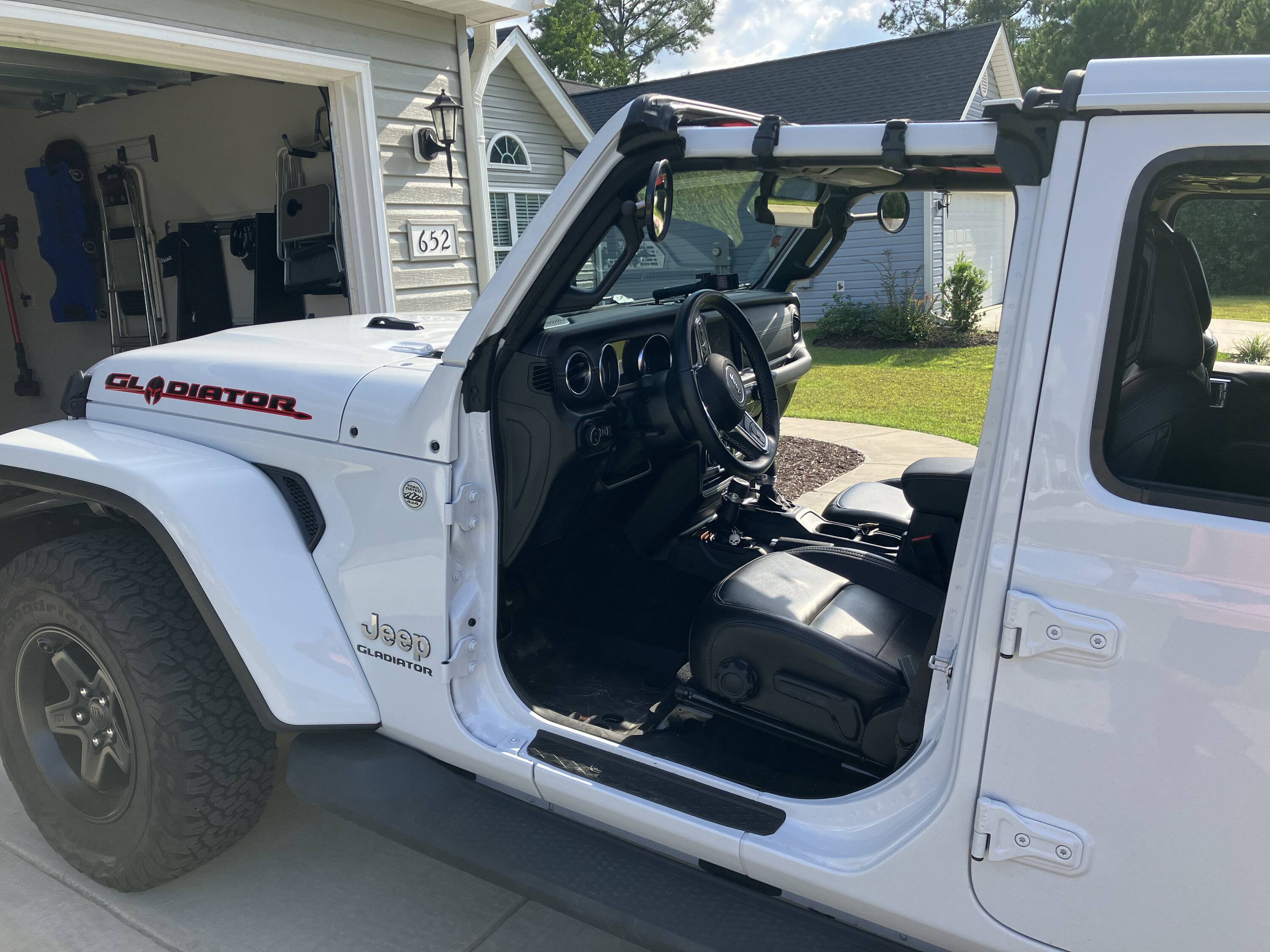 Jeep Gladiator BRIGHT WHITE Gladiator JT Club IMG_4184