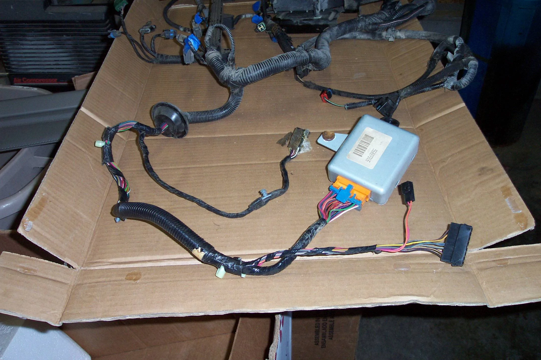 Jeep Gladiator Check engine light comes on when I turn on bed lights???? donor-jeep 049