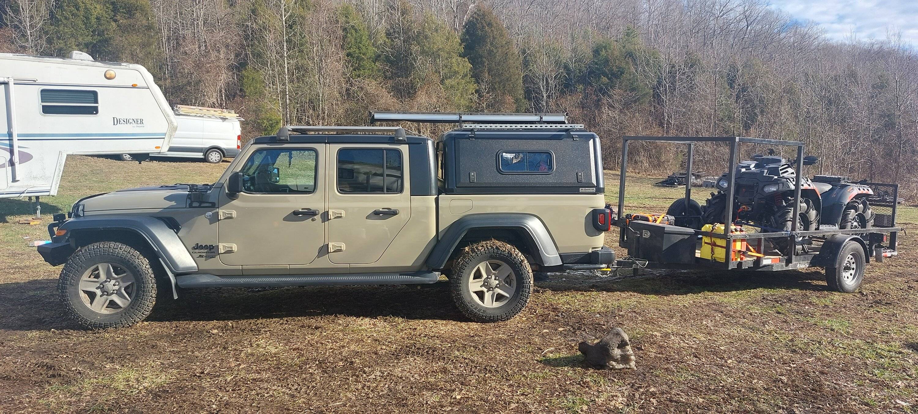 Jeep Gladiator Black is played out, let's see some colored rims 20221229_110431
