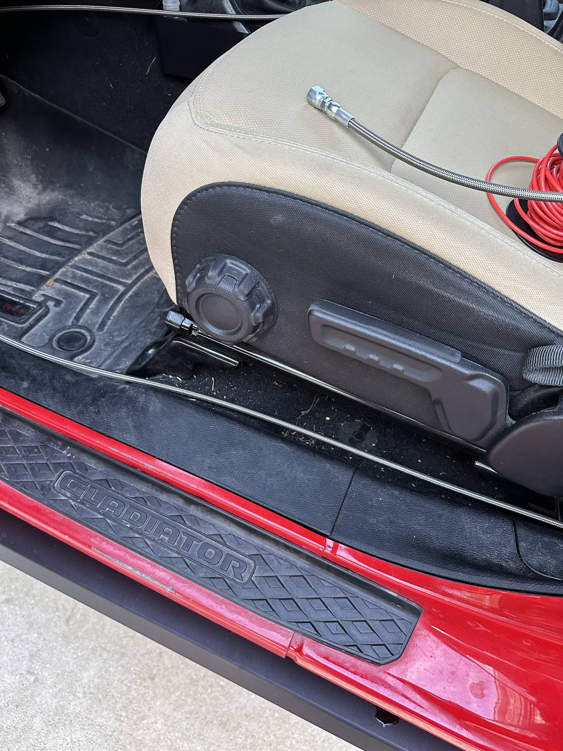 Jeep Gladiator ARB dual compressor rear seat install with 4XE air conversion cowl. IMG_0504