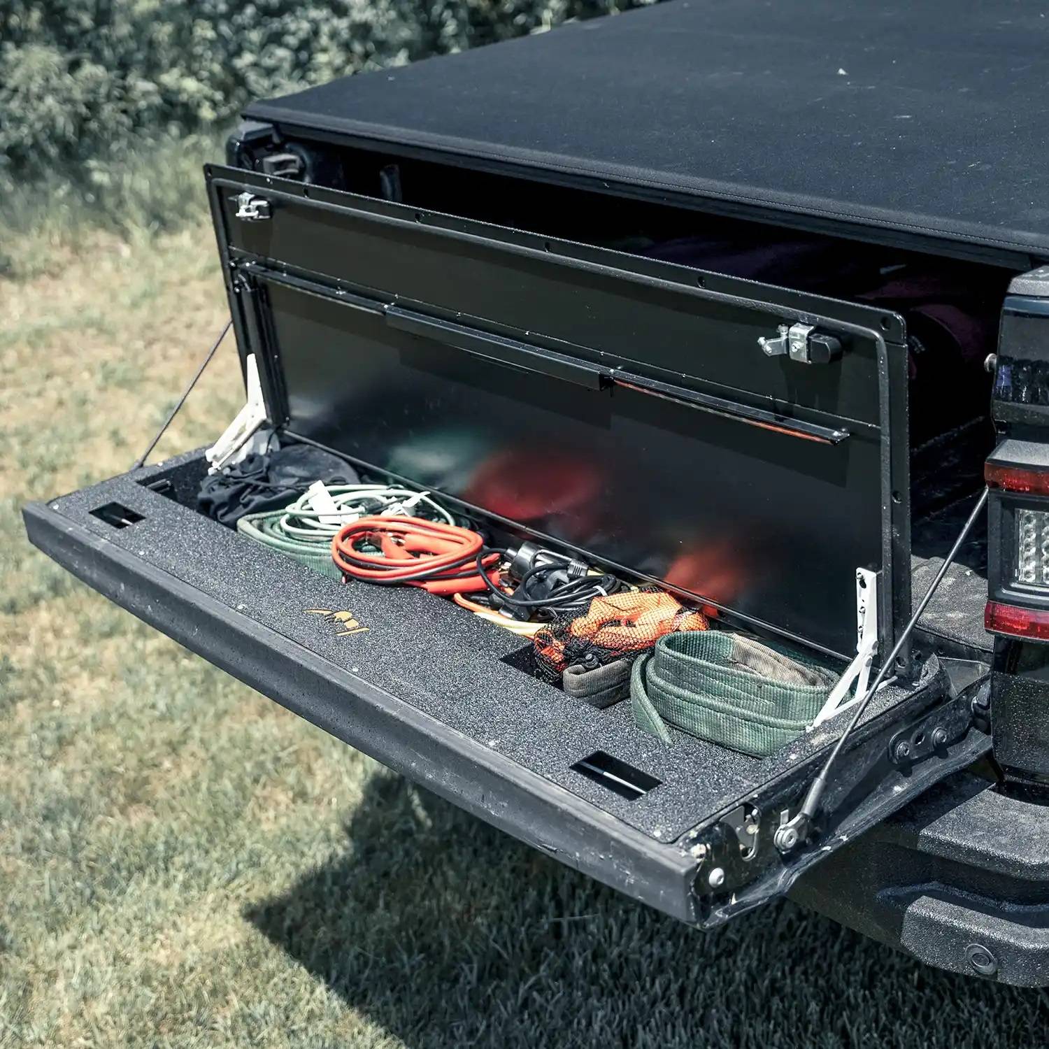Jeep Gladiator What do u have coming in the mail? tailgate