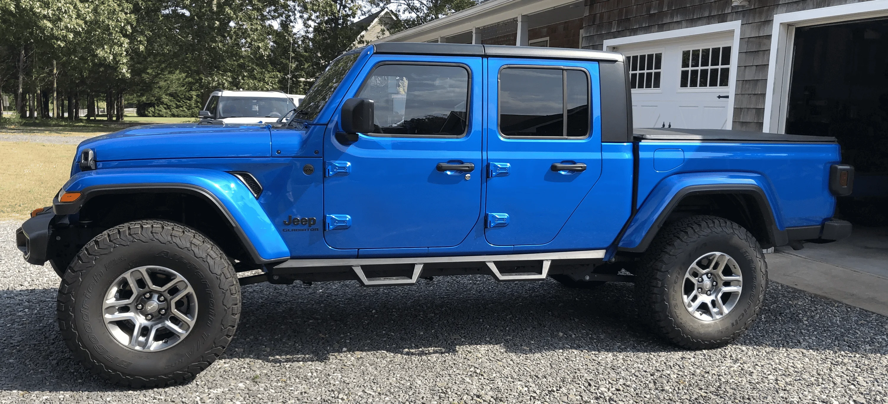 Jeep Gladiator 37s on sport stock wheels tempImagea0KWXl