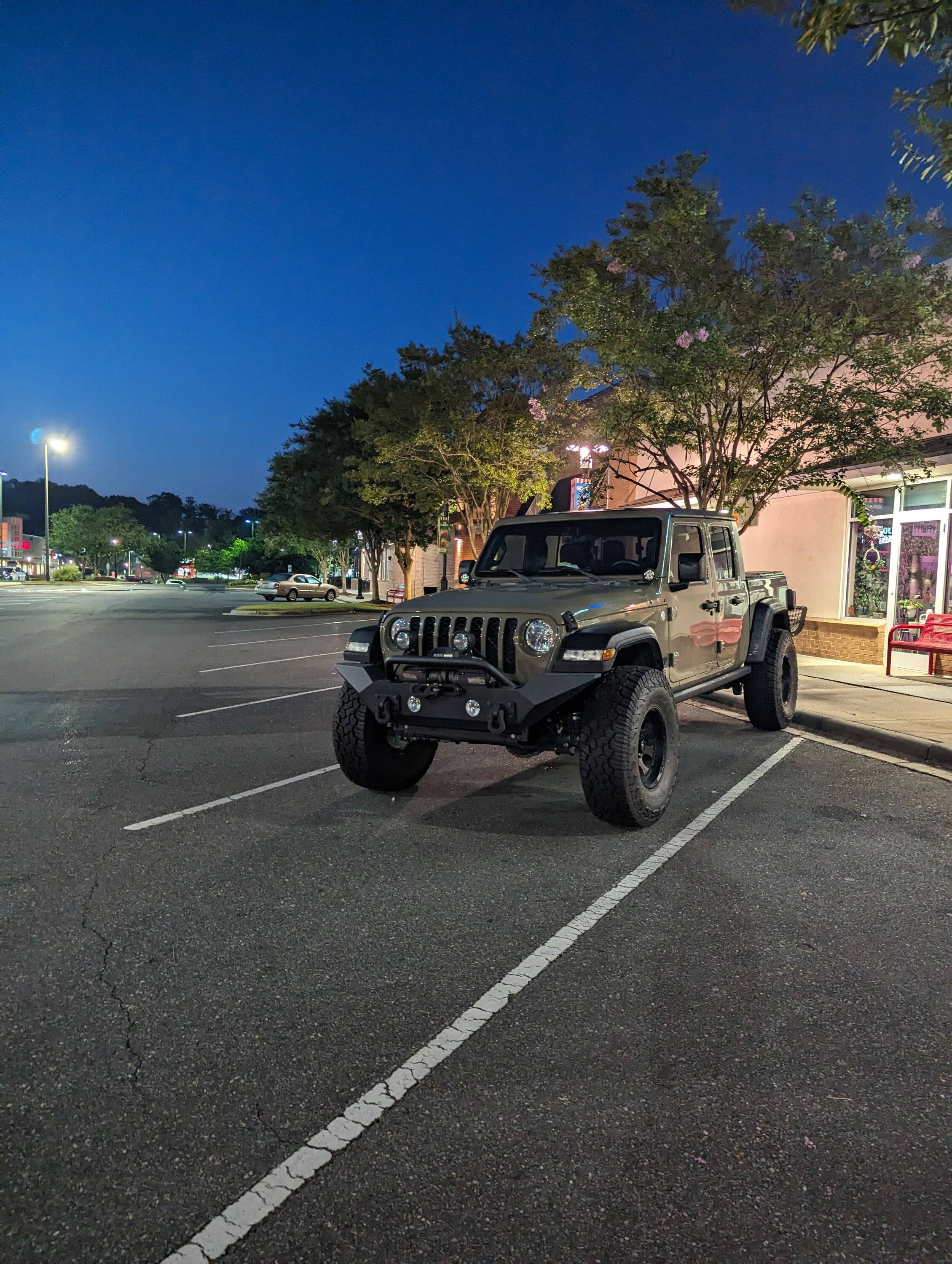 Jeep Gladiator Are these for real? PXL_20230725_094750212