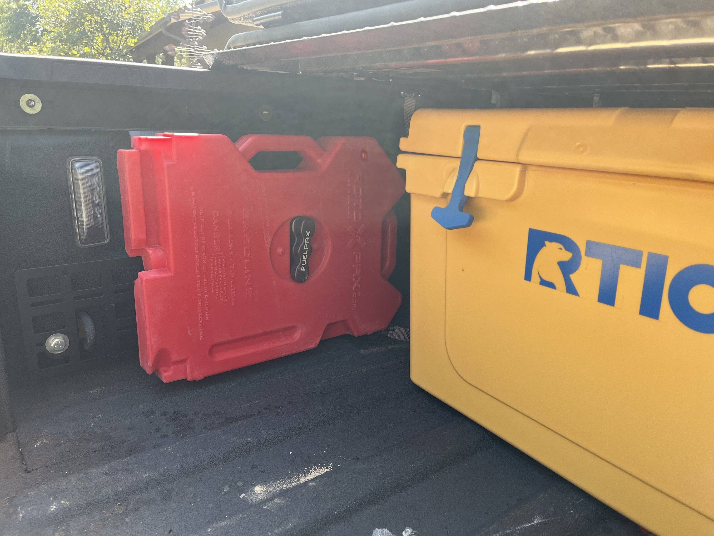 Jeep Gladiator DiamondBack Covers | General Thread IMG_2368