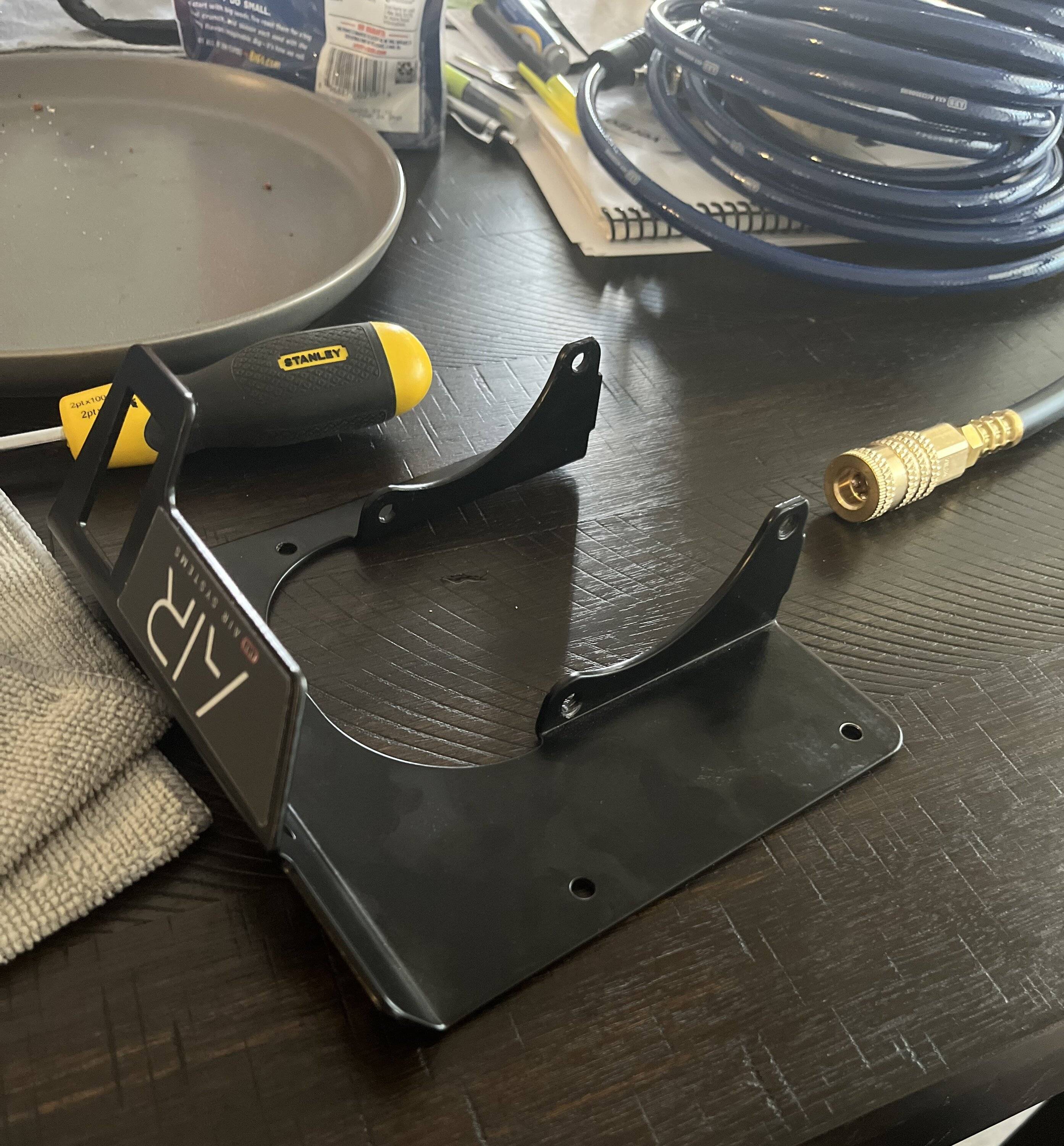 Jeep Gladiator NoDoorsNoProblem's "All Jeep, All Truck" Build bracket