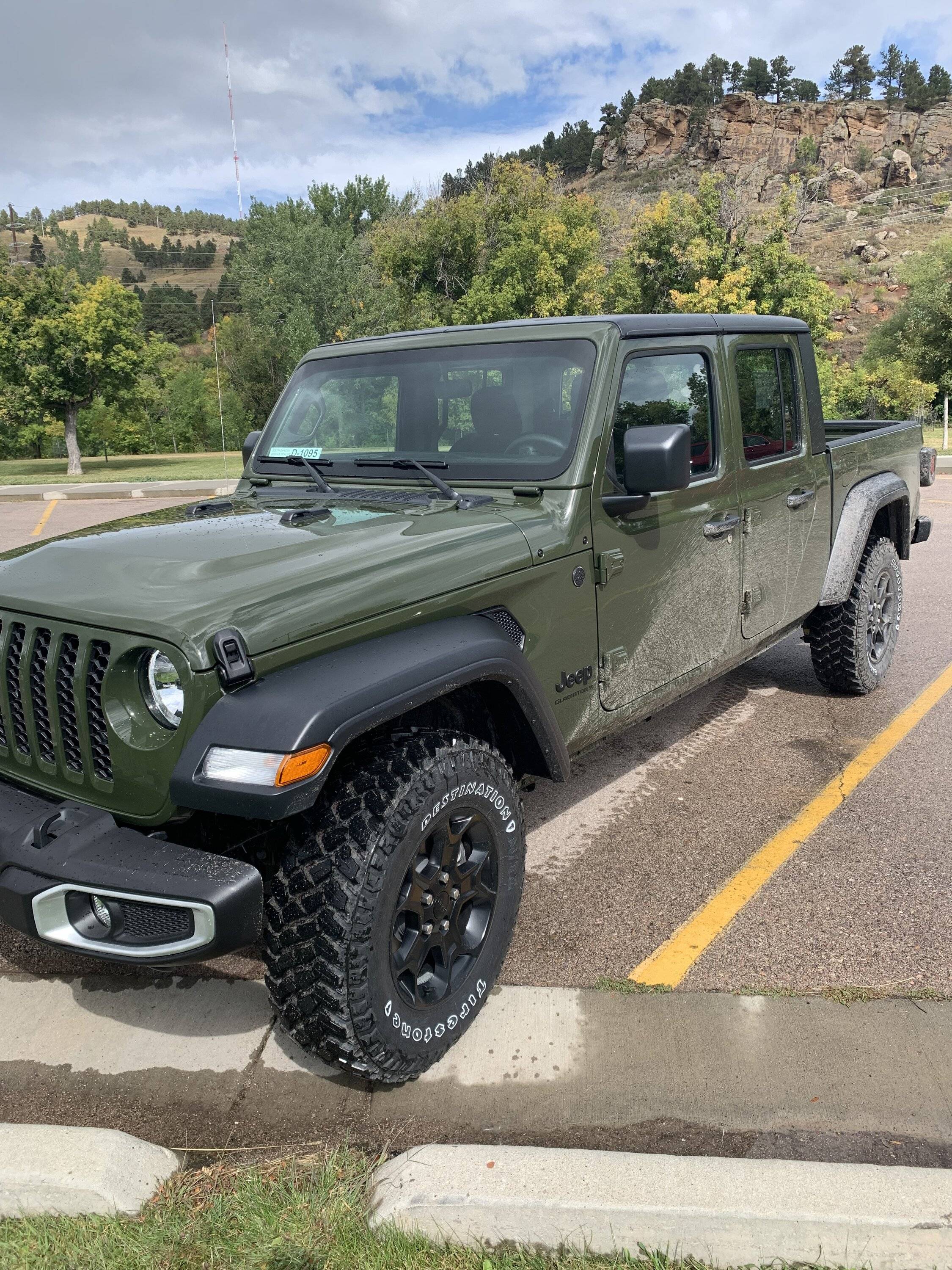 Jeep Gladiator New gladiator 71718405881__B9414470-CF28-48CA-B726-314DBCD04B05