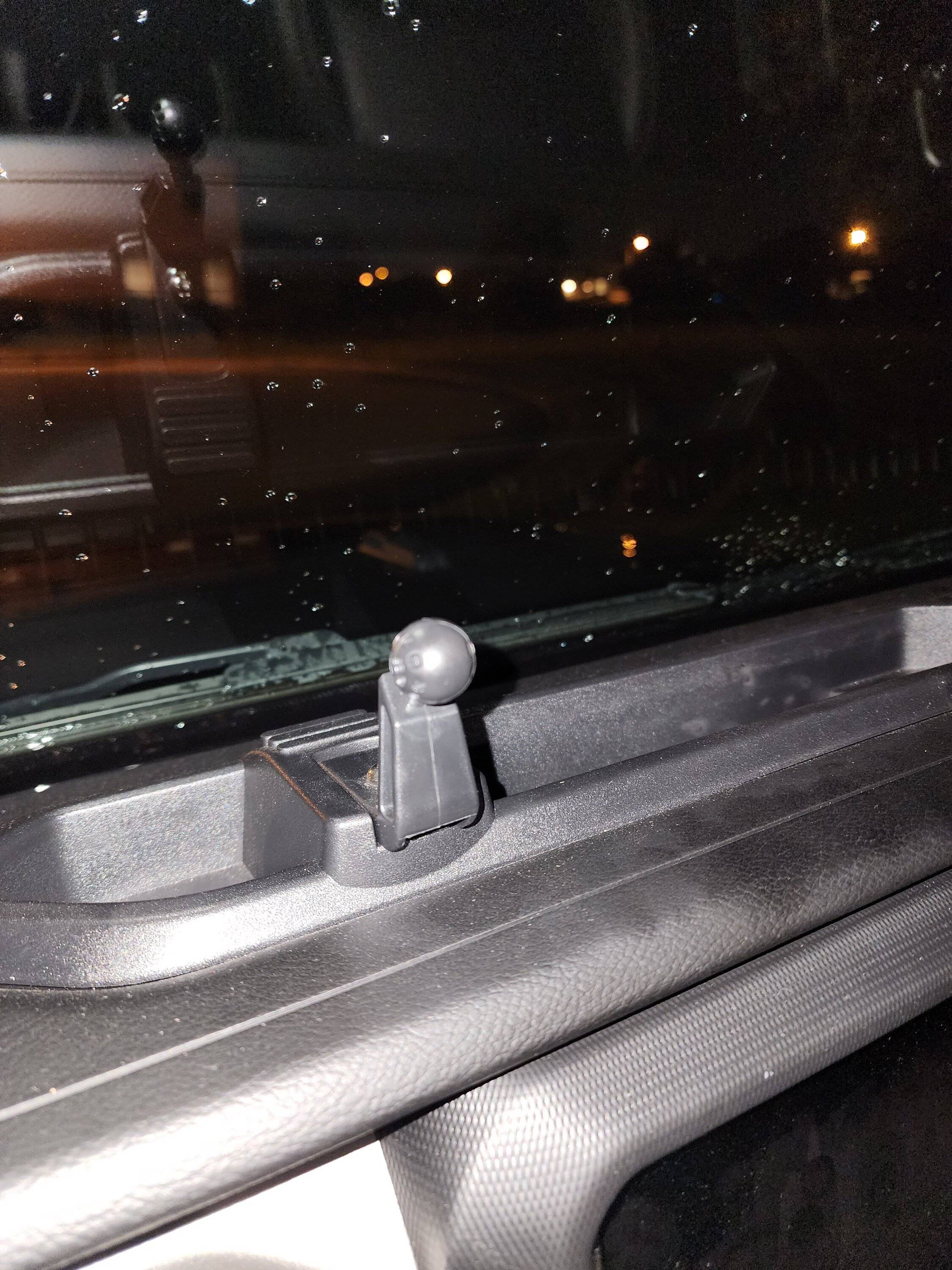 Jeep Gladiator Dash Cam and Mounting 20230927_203534
