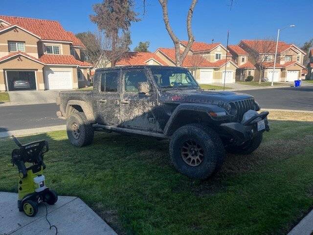 Jeep Gladiator Guys with 37s what wheels are you running? iris