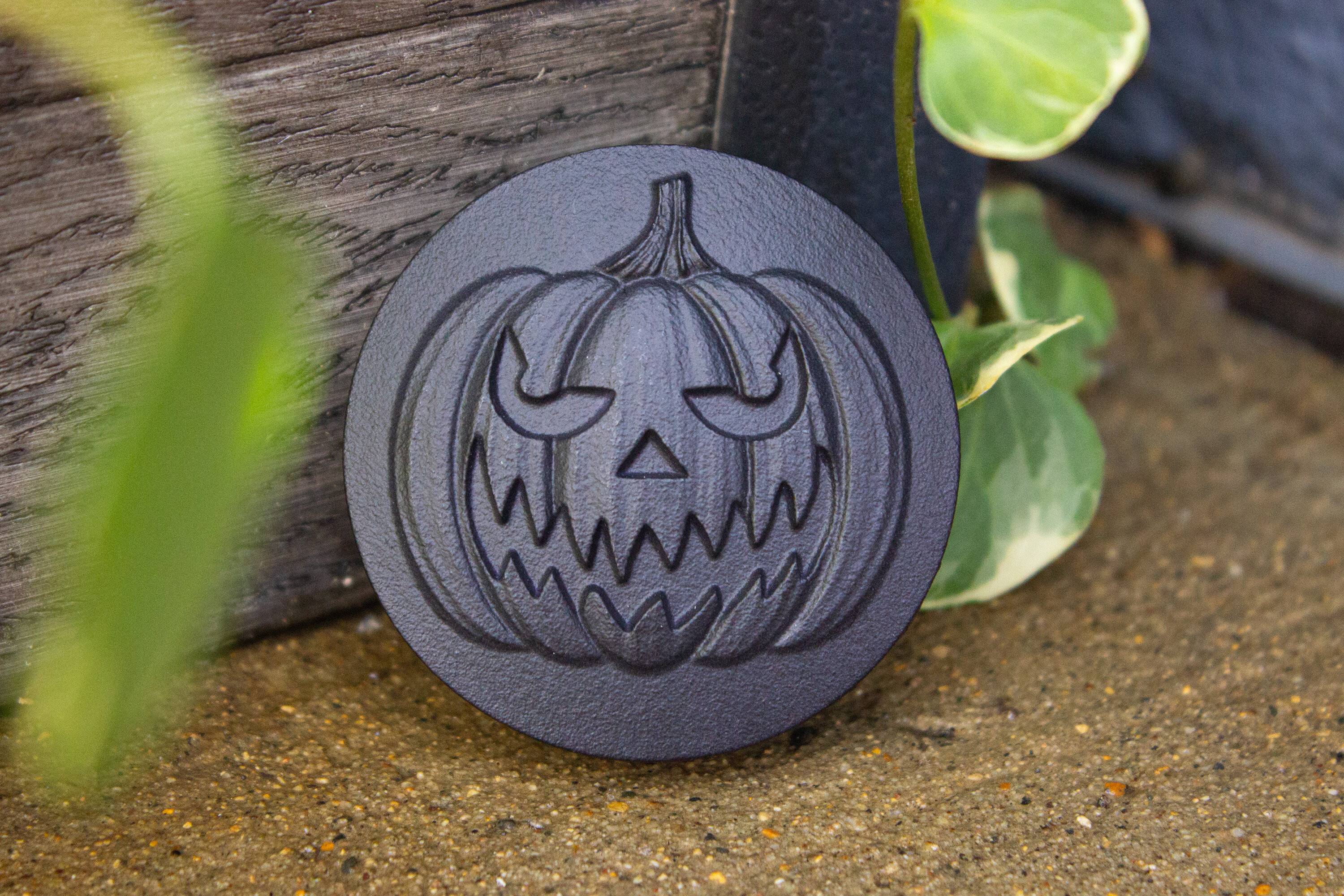 Jeep Gladiator ? ??‍♂️ Halloween ? Halloween Key Lock Caps?? jackolantern