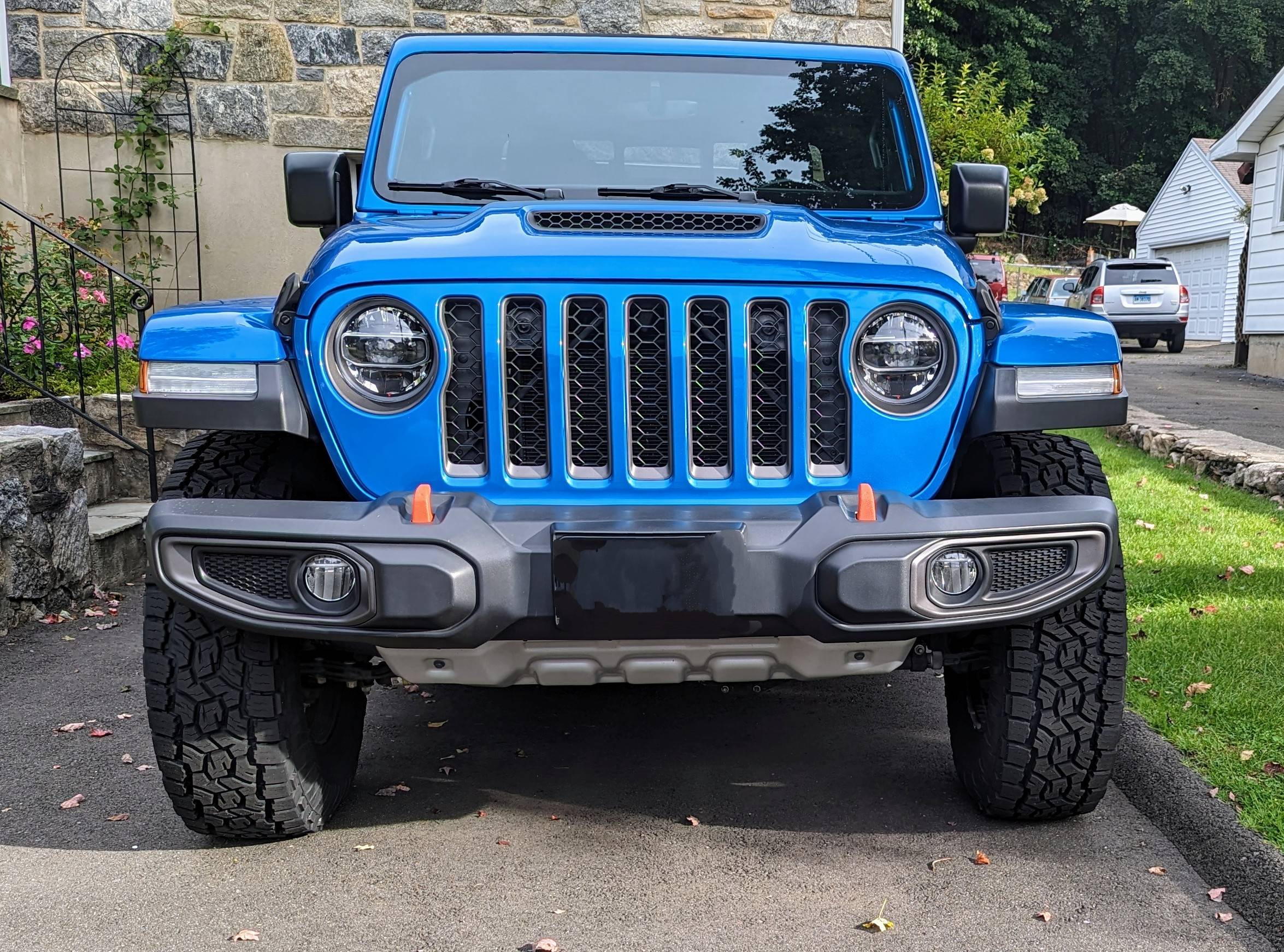 Jeep Gladiator Anyone go with more narrow 35” tires? PXL_20230915_124526594~2