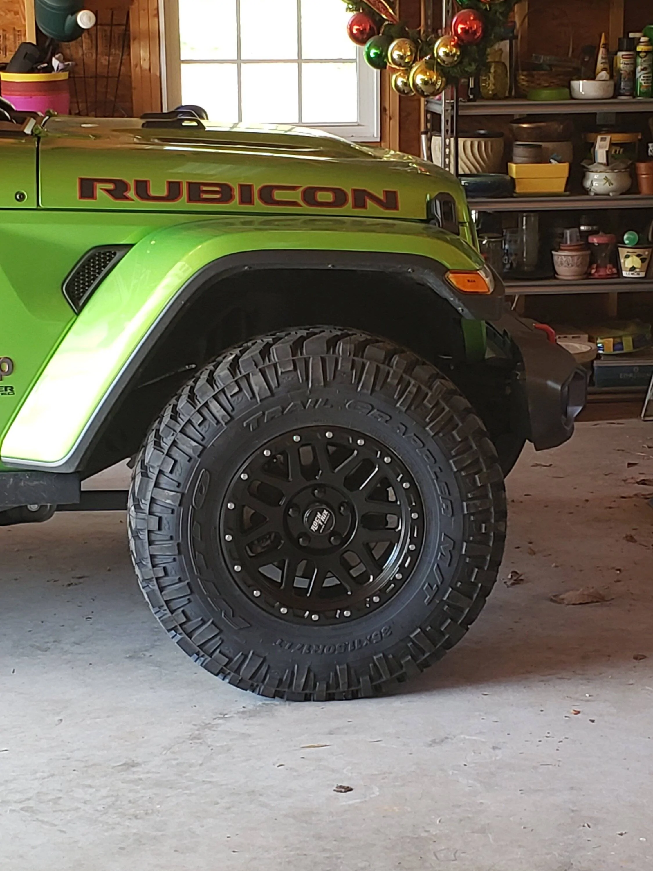 Jeep Gladiator Anyone go with more narrow 35” tires? 20230417_160055