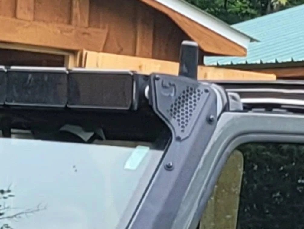 Jeep Gladiator Can somebody help me understand Antennas? Screenshot_20230824_091723_Gallery