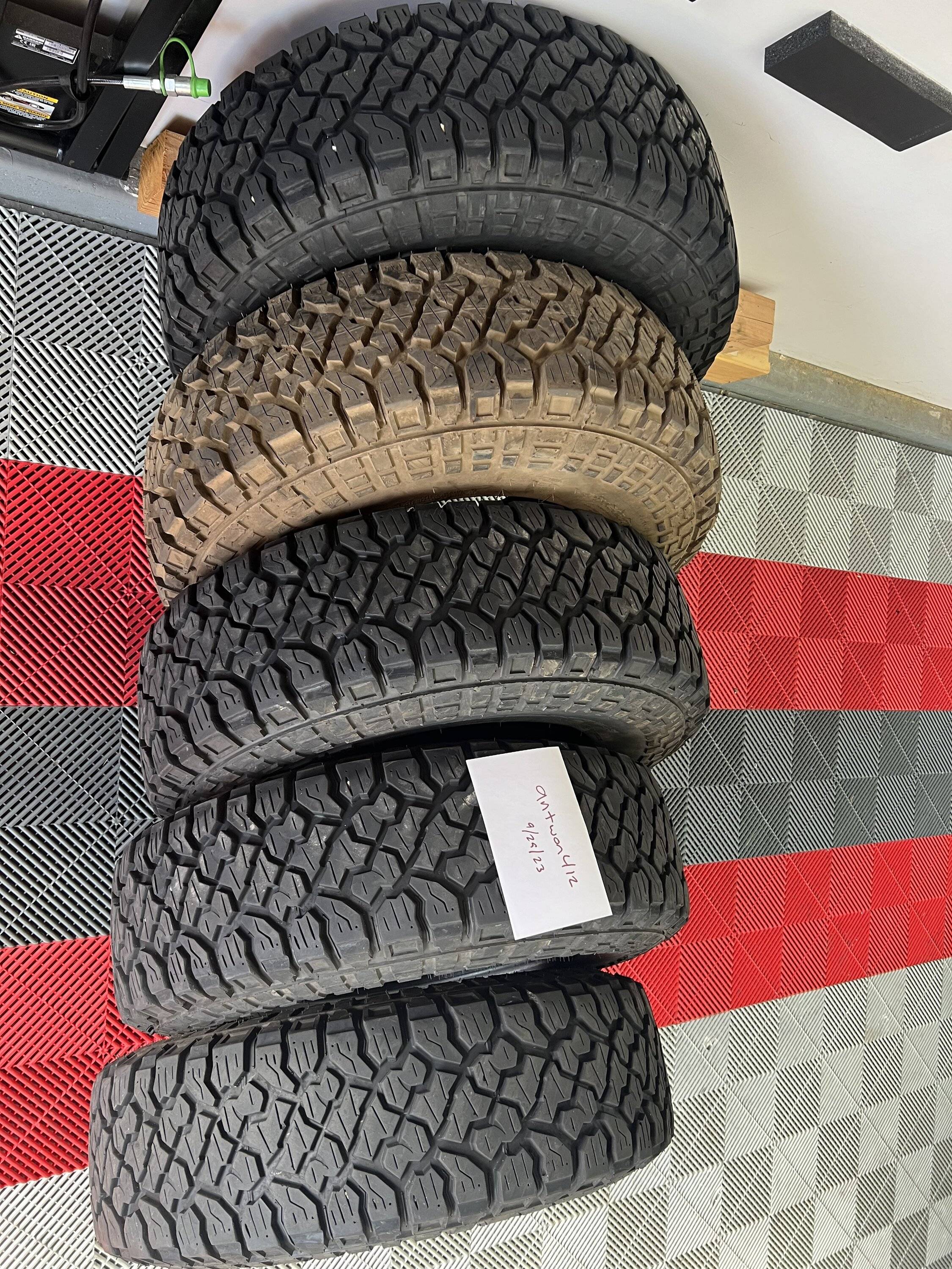 Jeep Gladiator 5 x Kenda Klever 35x10.5r17   Excellent condition IMG_3729