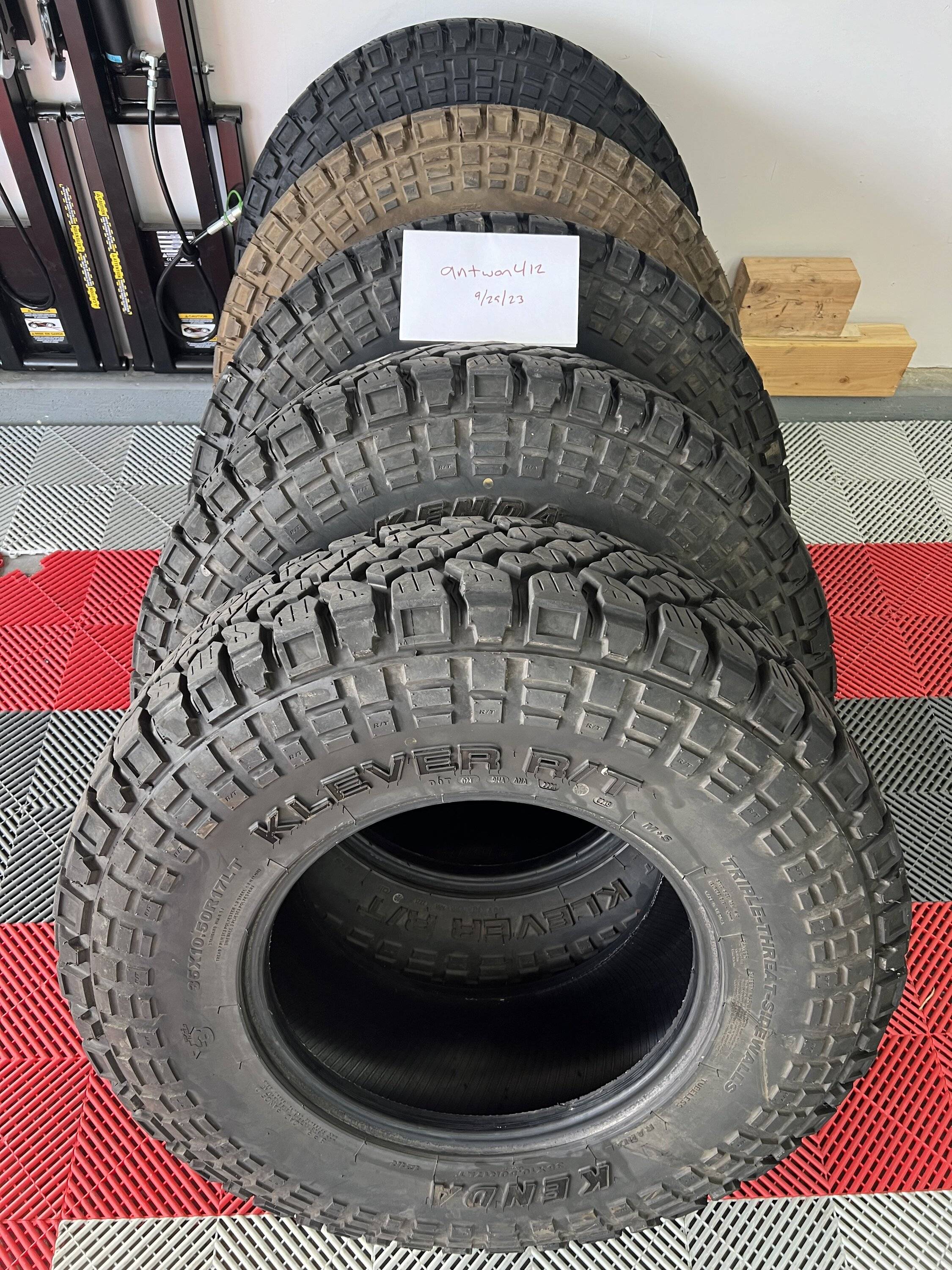 Jeep Gladiator 5 x Kenda Klever 35x10.5r17   Excellent condition IMG_3733