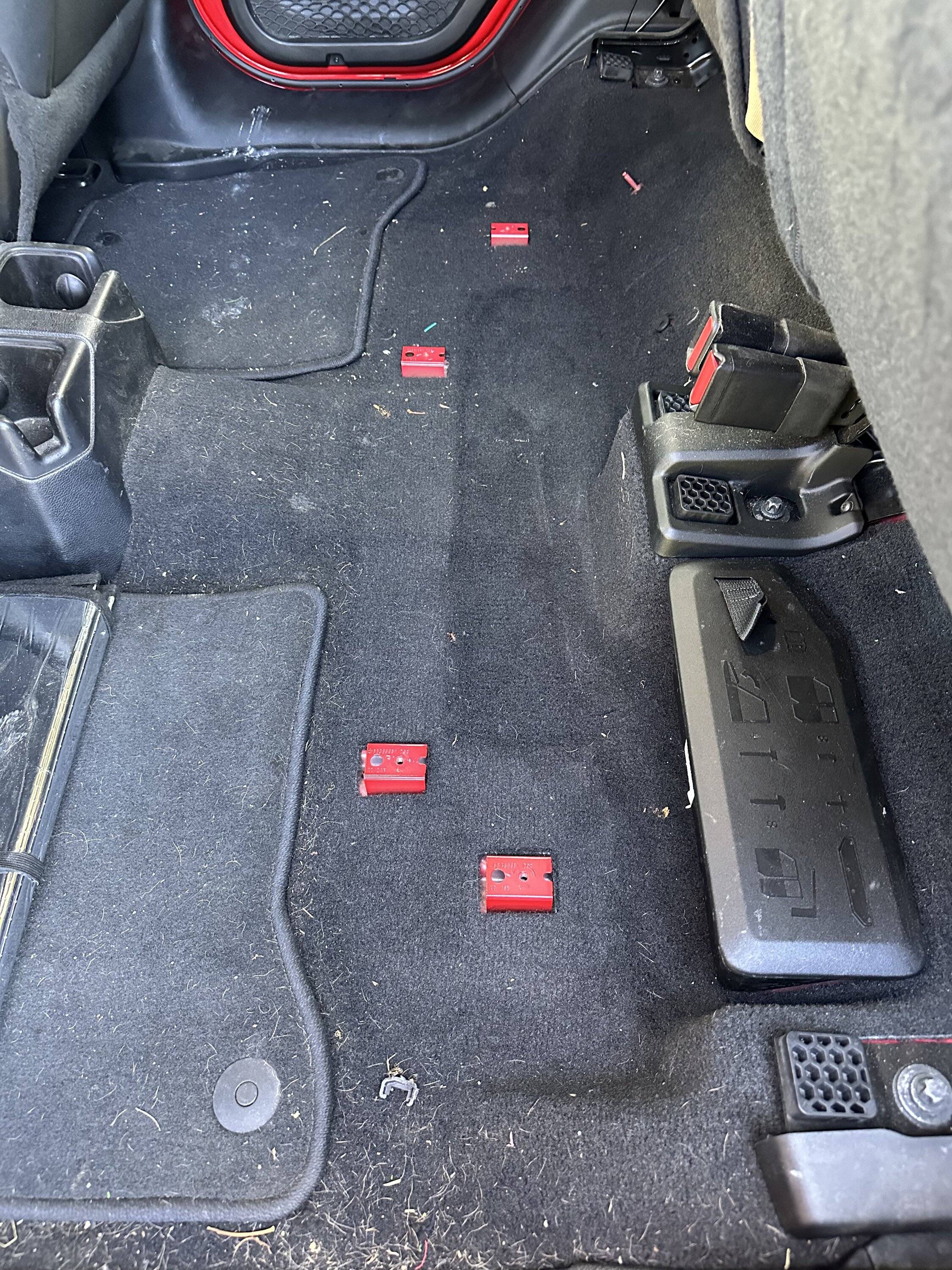 Jeep Gladiator ARB dual compressor rear seat install with 4XE air conversion cowl. IMG_0529