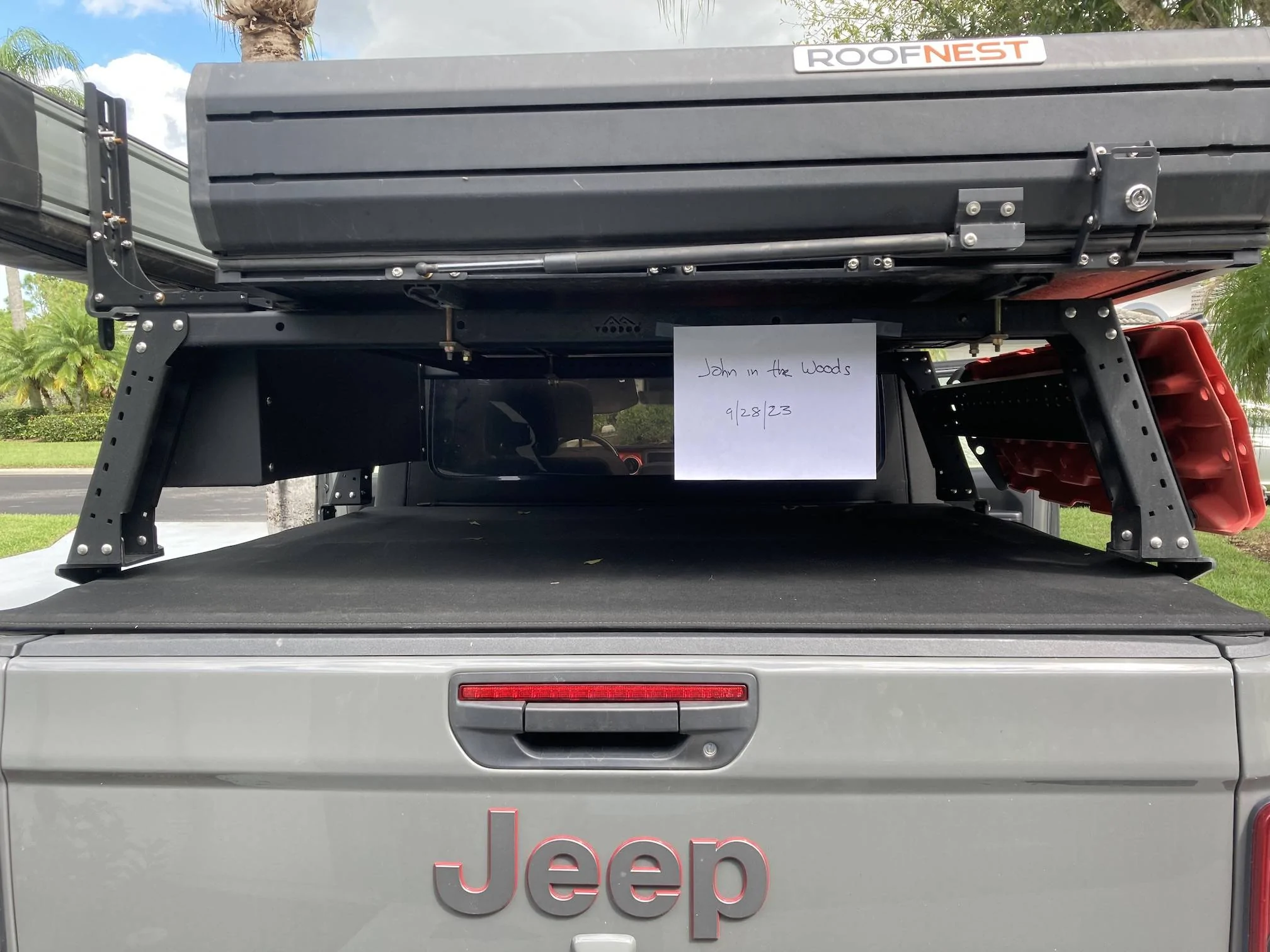 Jeep Gladiator KB VooDoo Max Mod 14" aluminum rack, w/cargo box, tonneau brackets and trac board mount $700 OBO IMG_4761