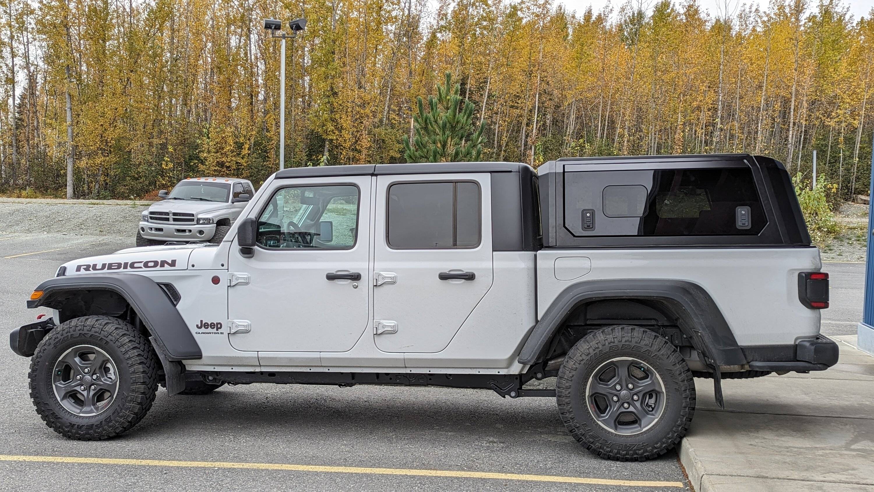 Jeep Gladiator Alaska Daily Drivers: Hydro Blue 80A and Bright White JTR PXL_20230930_222142326.PORTRAIT.ORIGINAL