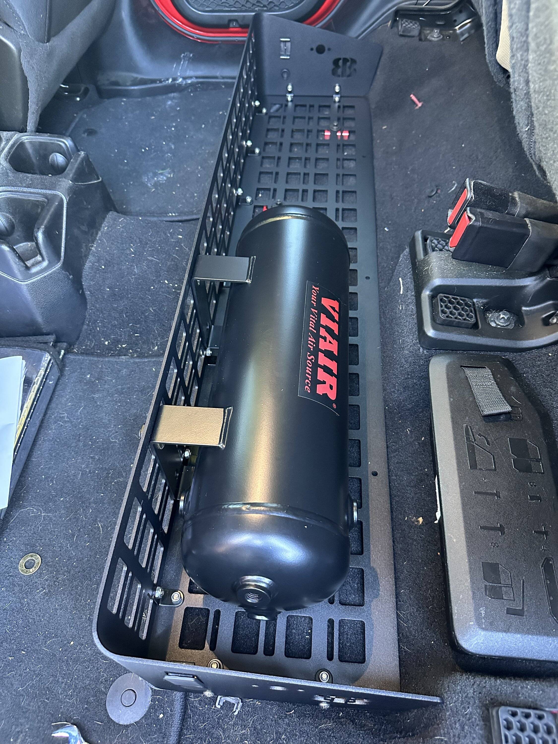 Jeep Gladiator ARB dual compressor rear seat install with 4XE air conversion cowl. IMG_0534