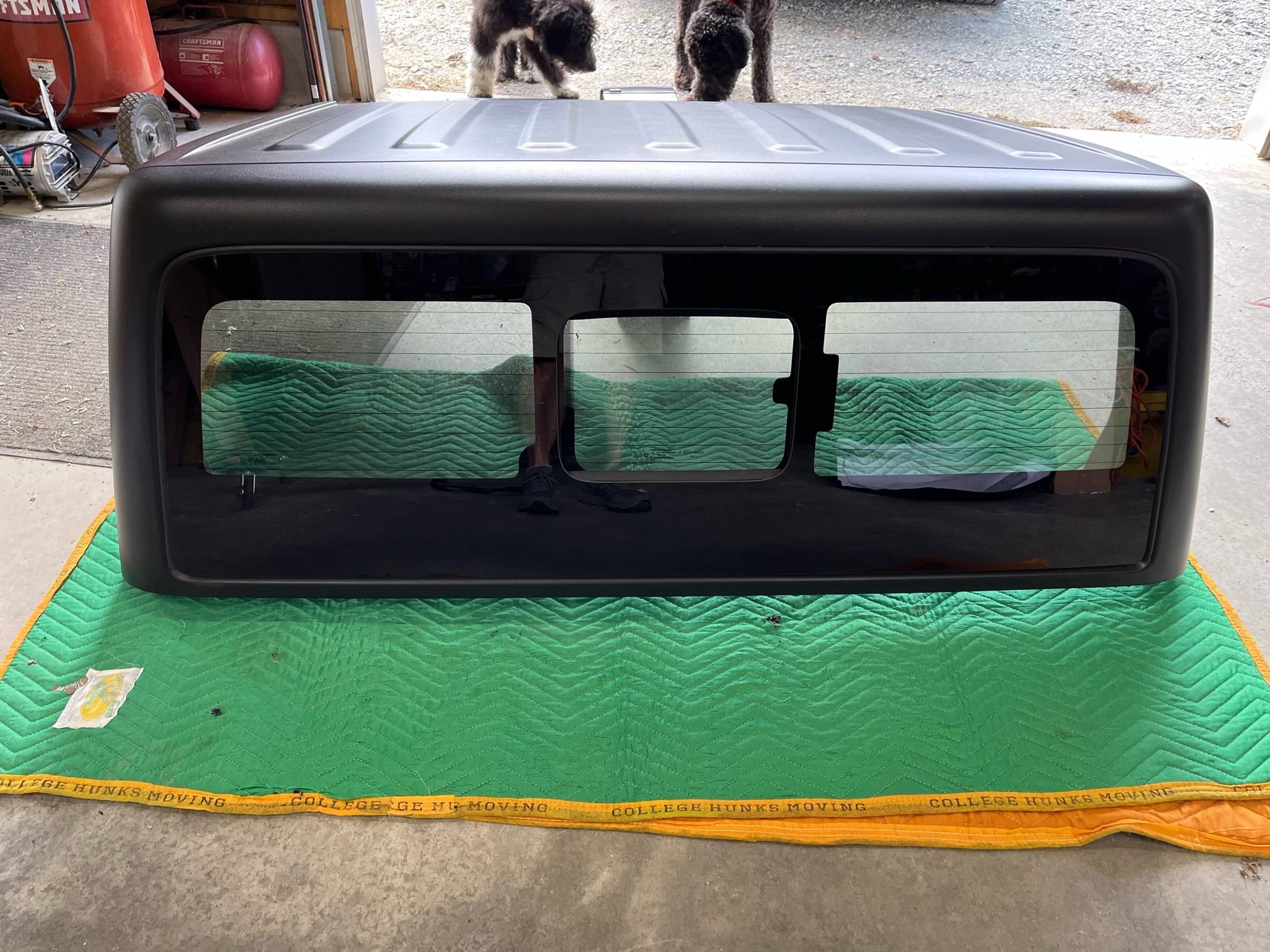 Jeep Gladiator Black Hard Top $1800 image2