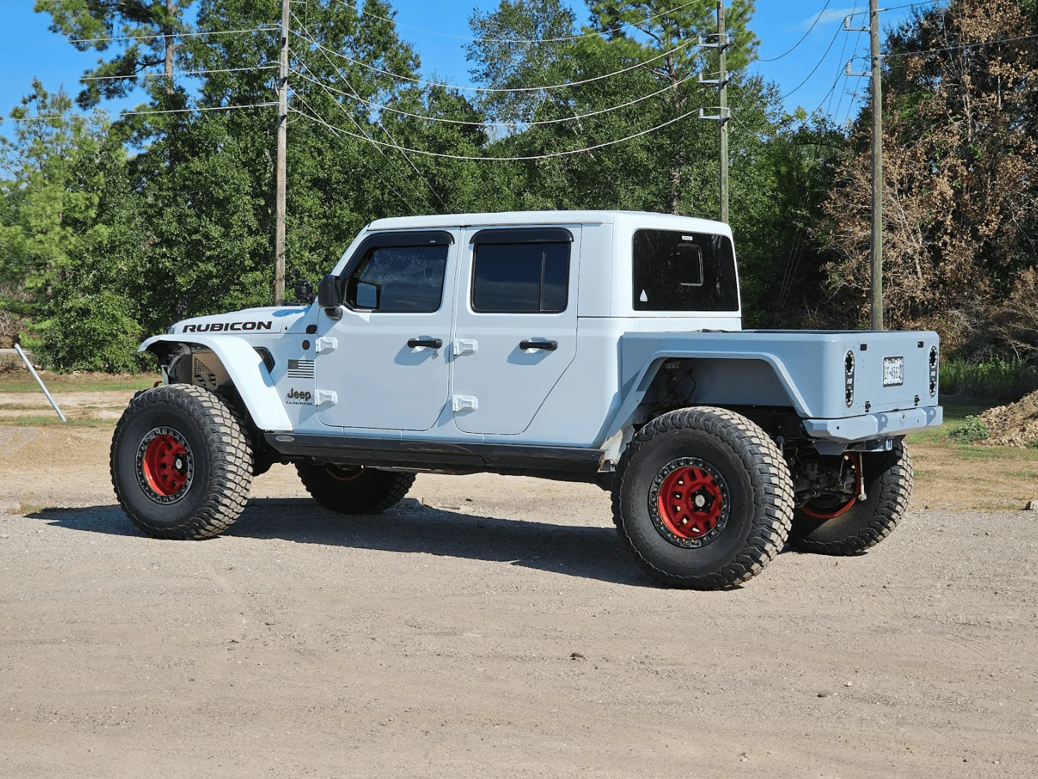 Jeep Gladiator Levi's JTR 'Do-Everything' Build 1696423751806