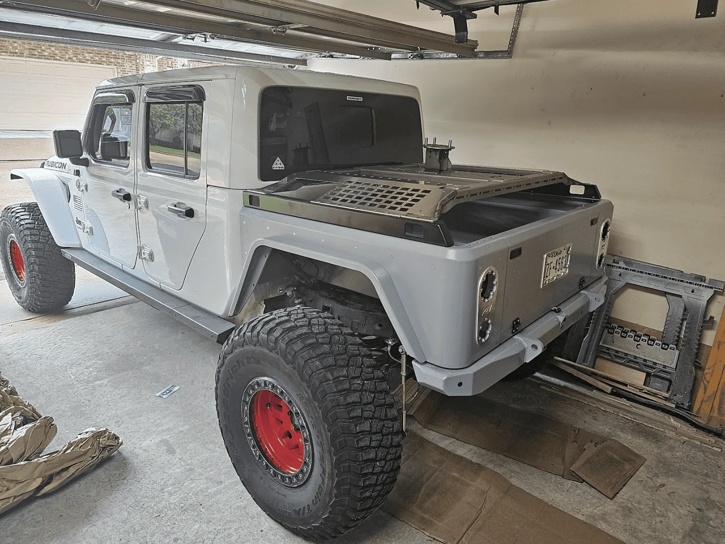 Jeep Gladiator Levi's JTR 'Do-Everything' Build 1696423956882