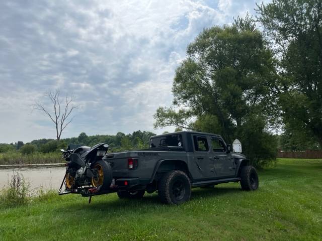 Jeep Gladiator Post your payload pics! IMG_3944