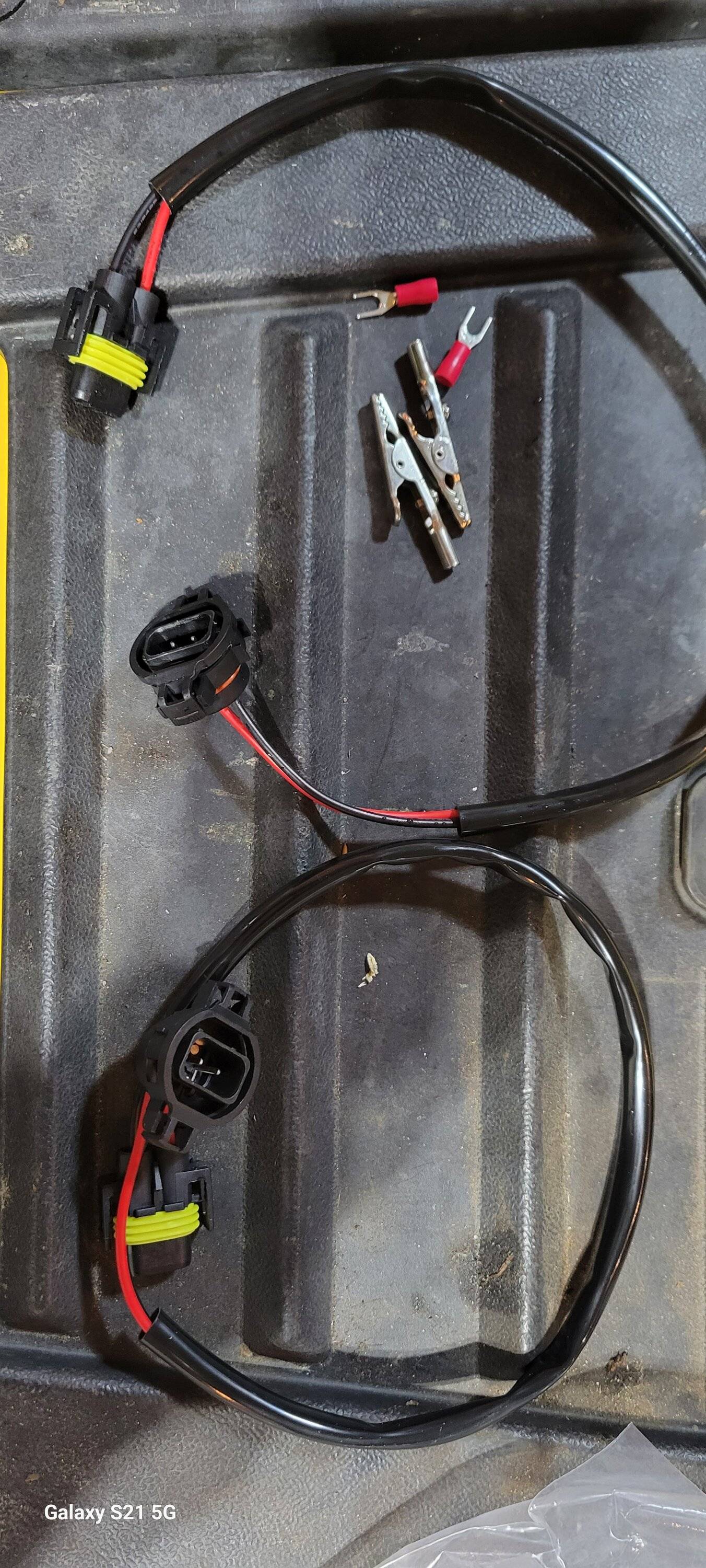 Jeep Gladiator Can I buy an extension for this fog light connector? 20231005_120237