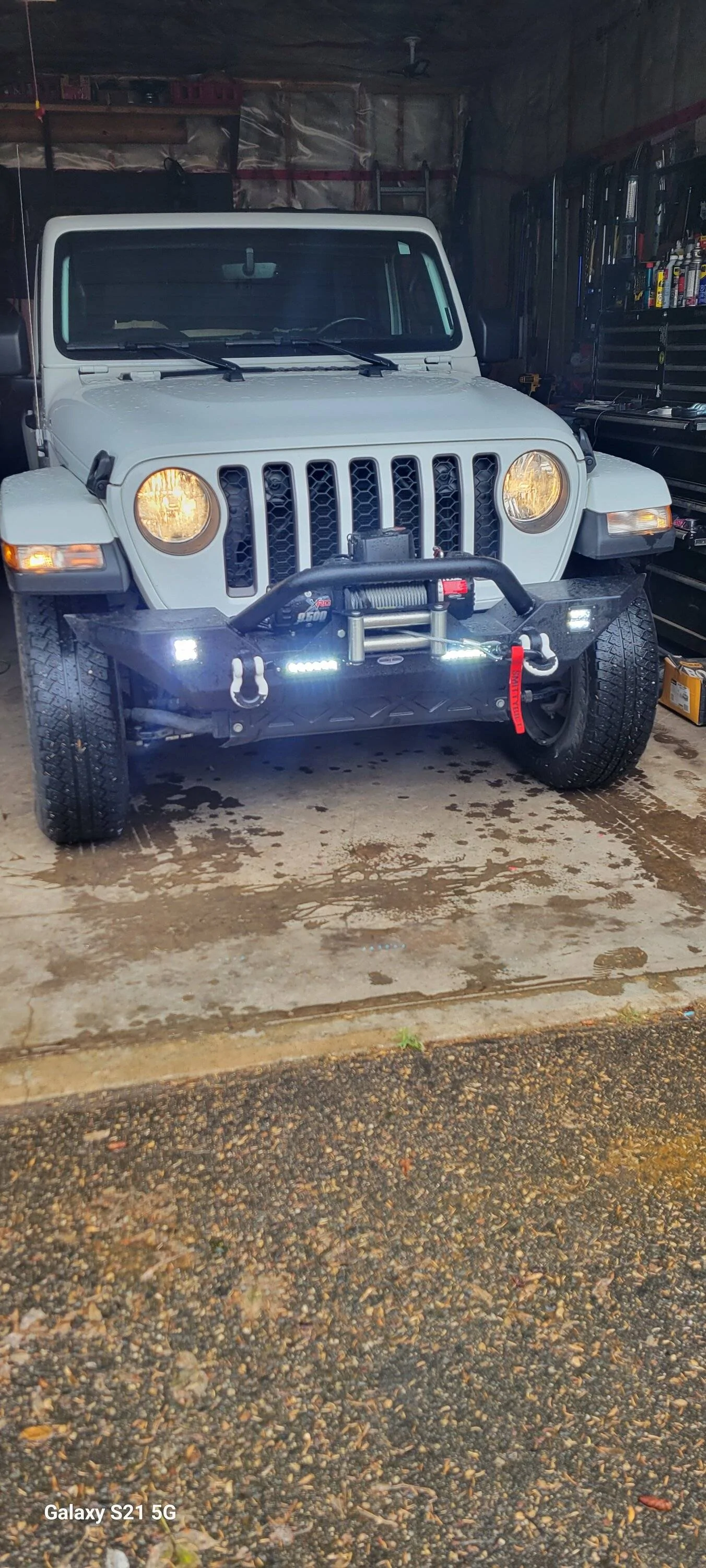 Jeep Gladiator Can I buy an extension for this fog light connector? 20231005_131831