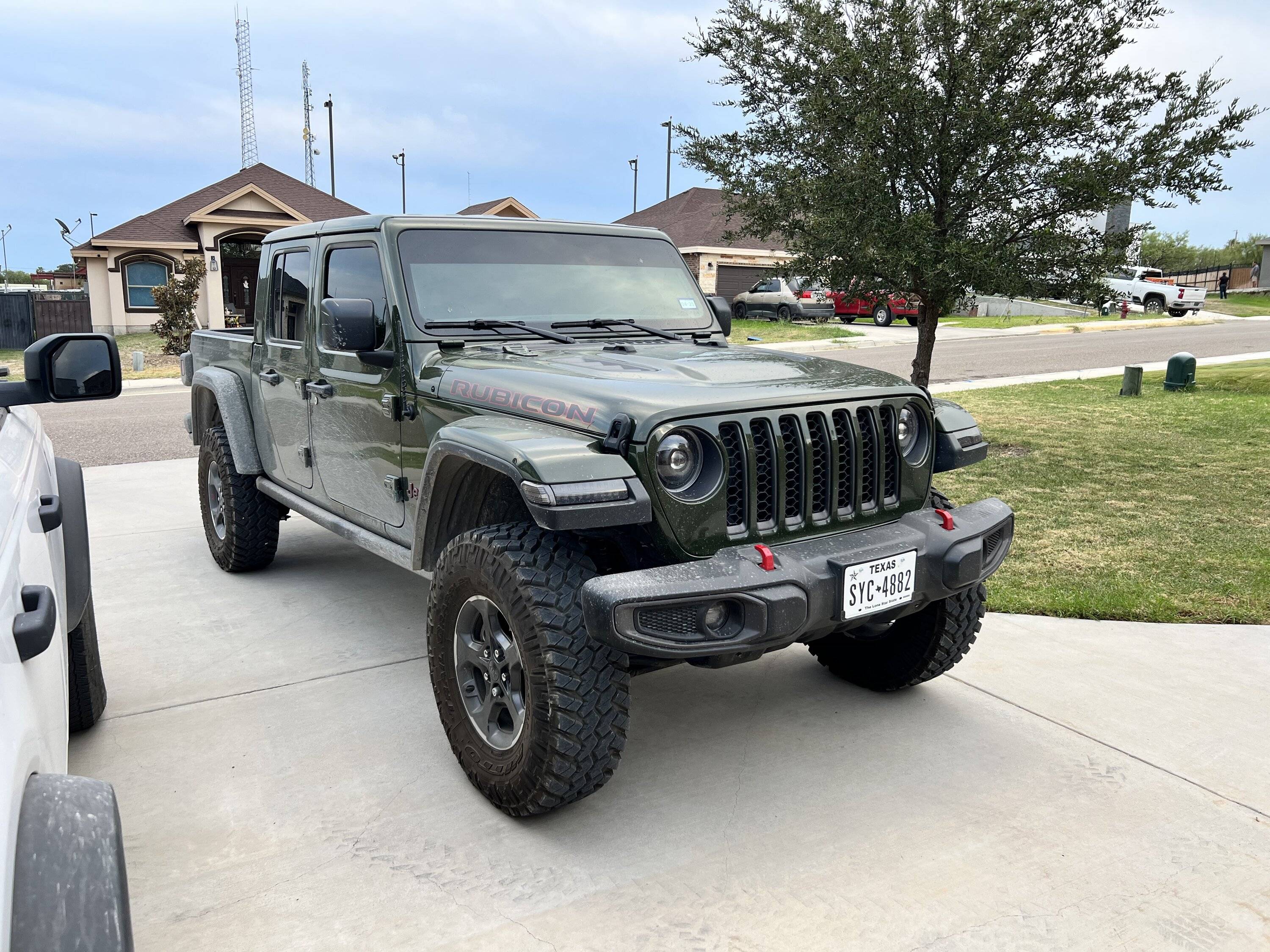Jeep Gladiator Showing off the new Mopar lift with Bilstein shocks IMG_3332