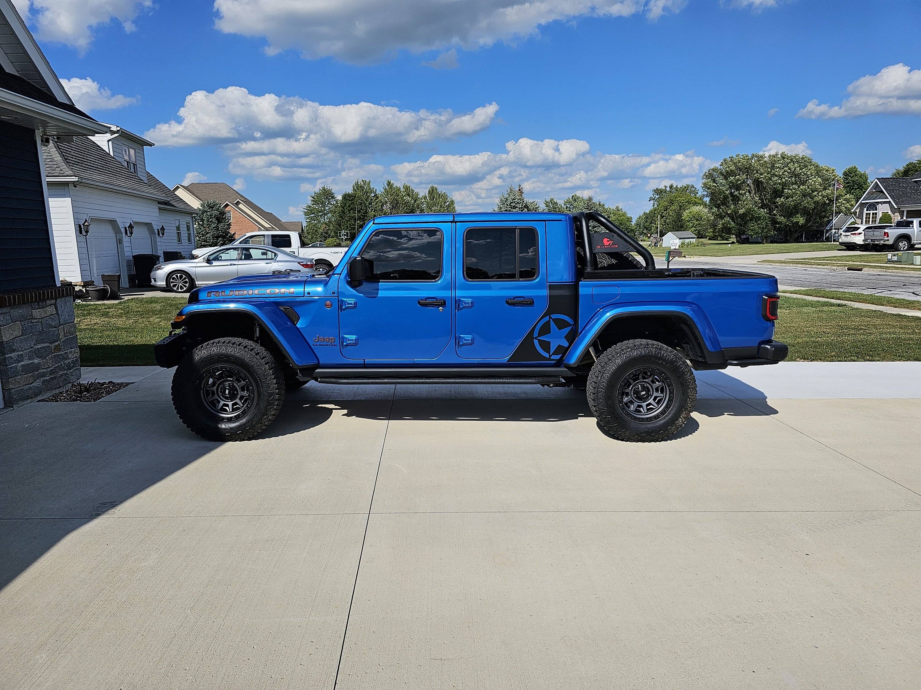 Jeep Gladiator Showing off the new Mopar lift with Bilstein shocks 20230904_161235