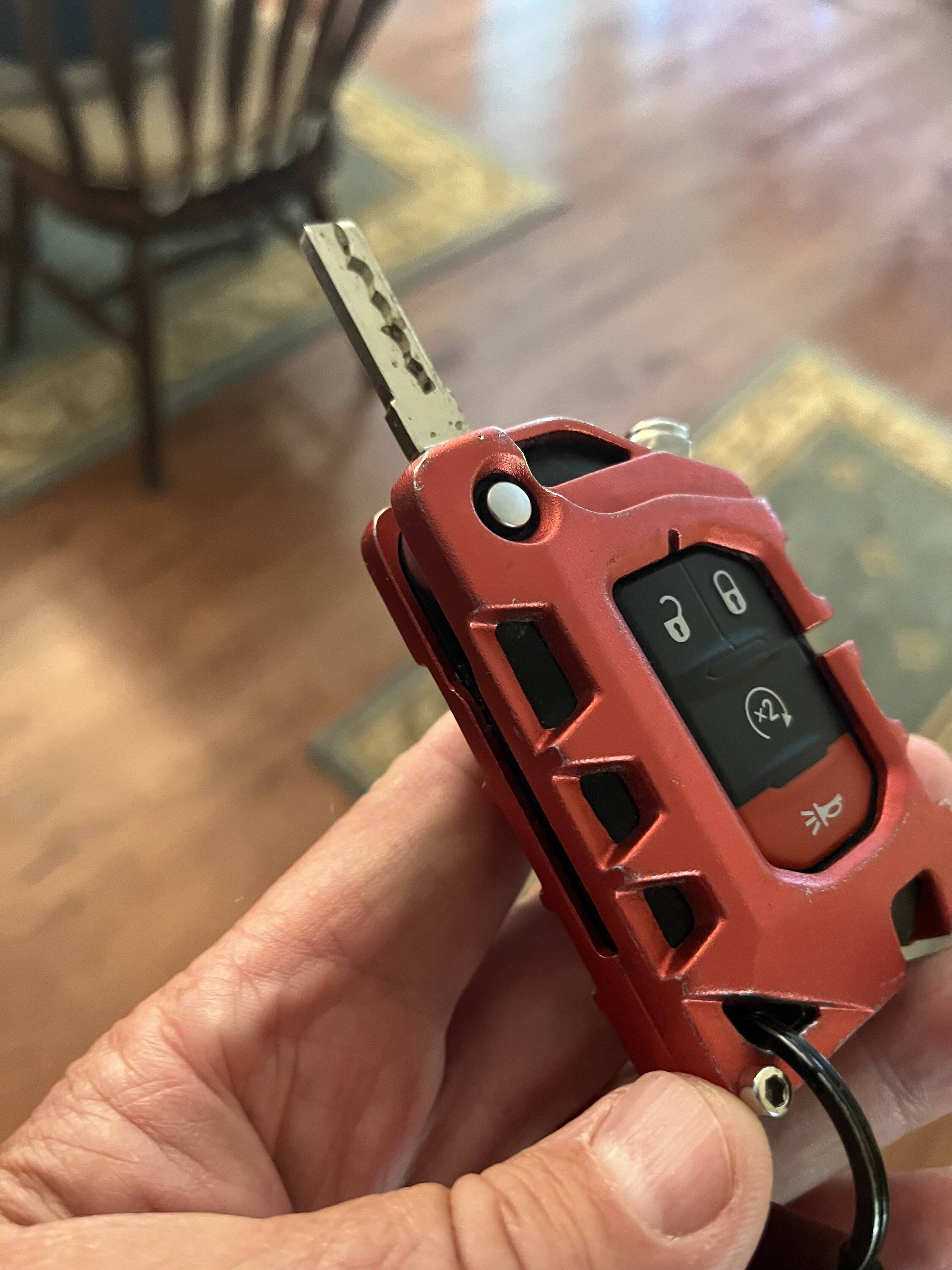 Jeep Gladiator Key sleeve IMG_0503