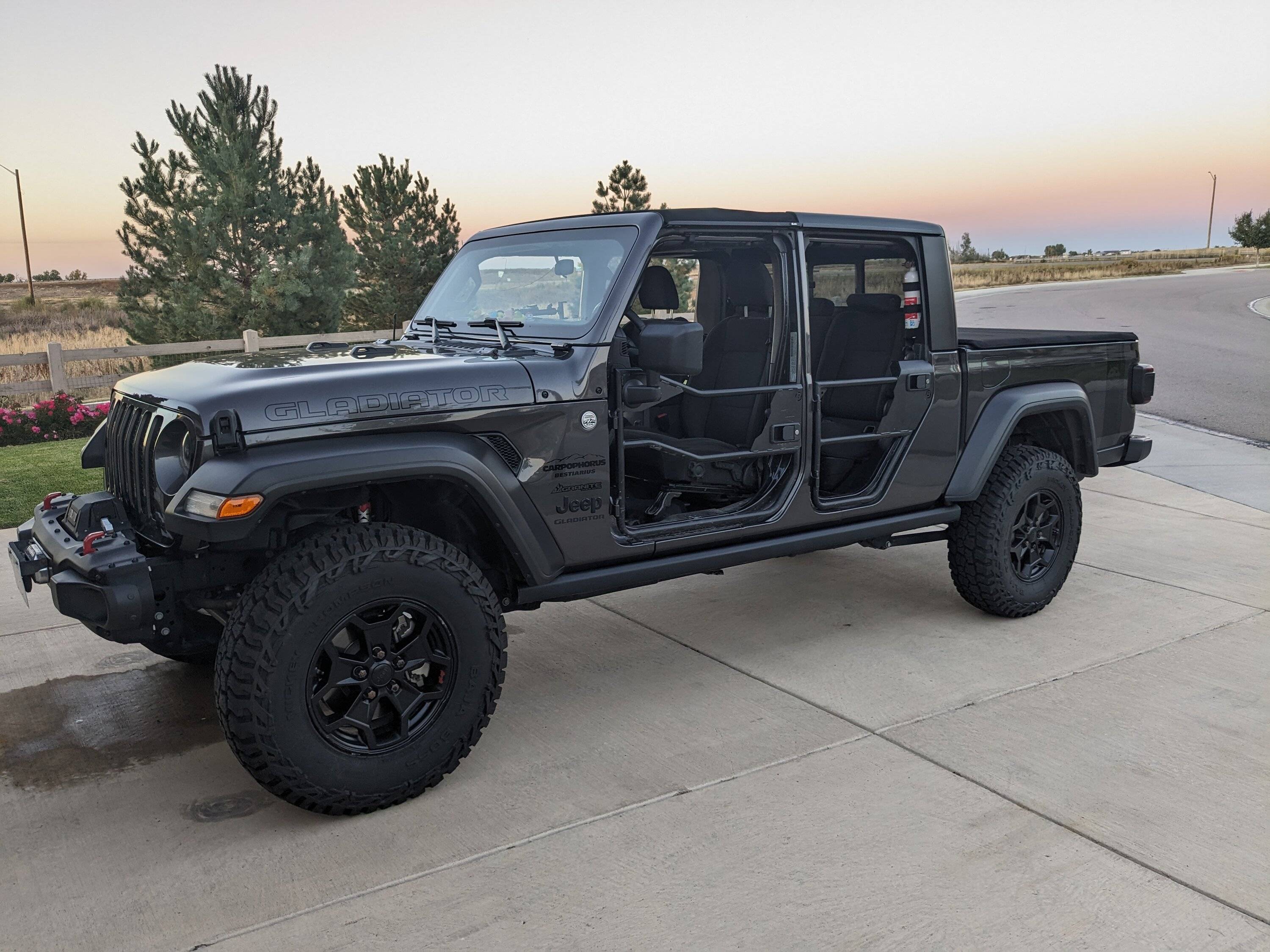 Jeep Gladiator What did you do WITH your Gladiator today? PXL_20231008_003340926