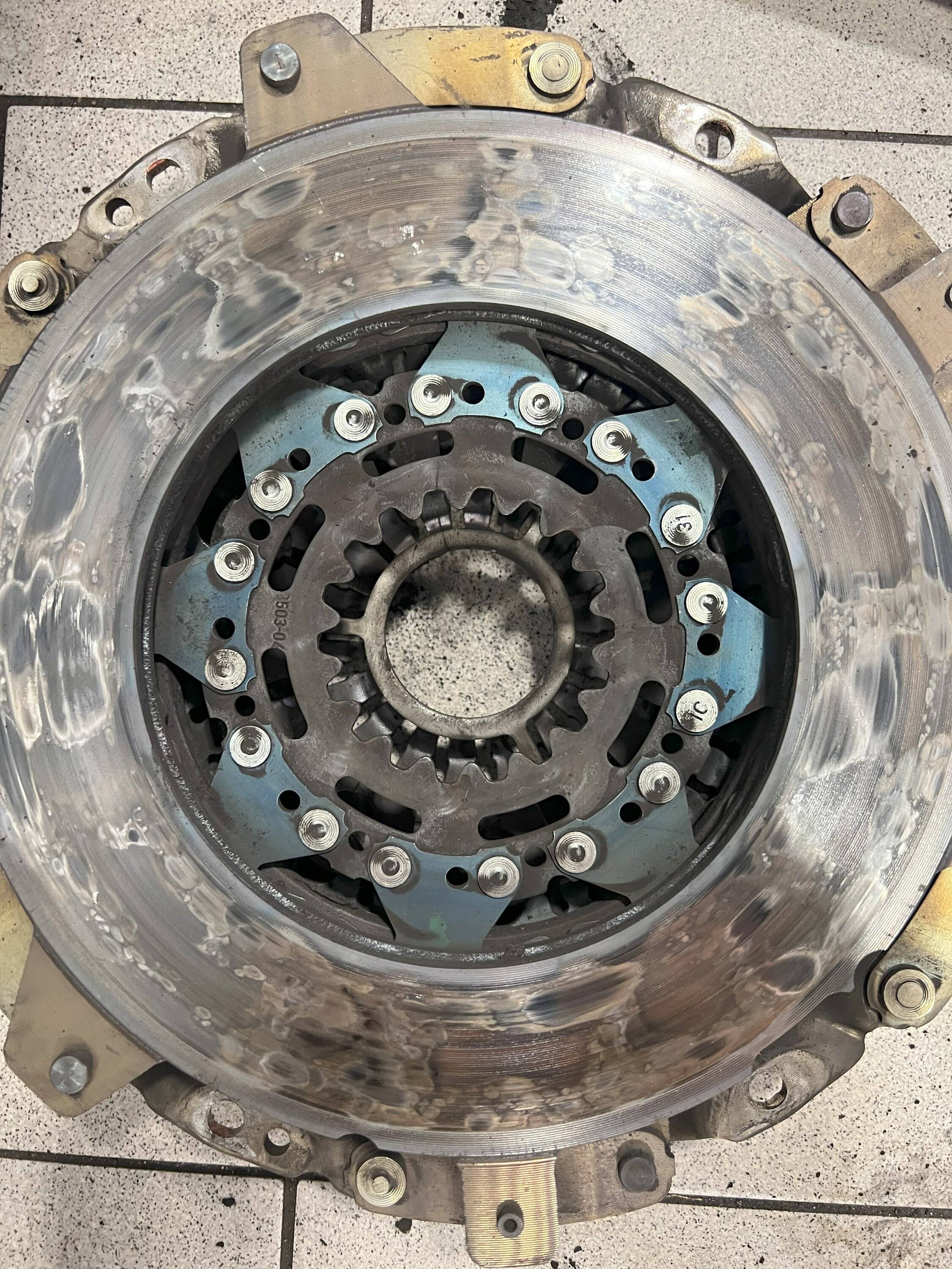 Jeep Gladiator Pics & examination of 70,000 mile factory clutch IMG_3771