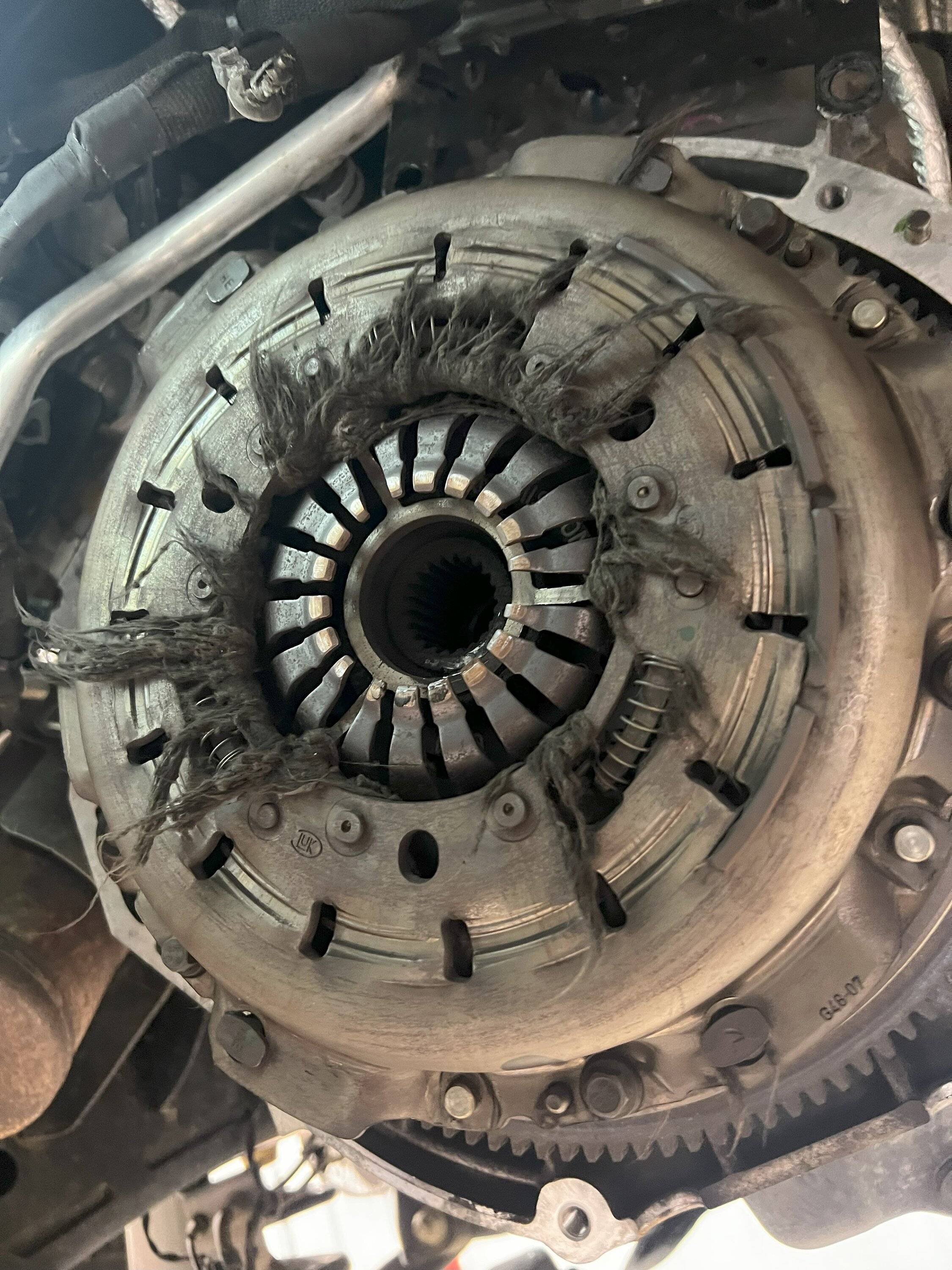 Jeep Gladiator Pics & examination of 70,000 mile factory clutch IMG_3770