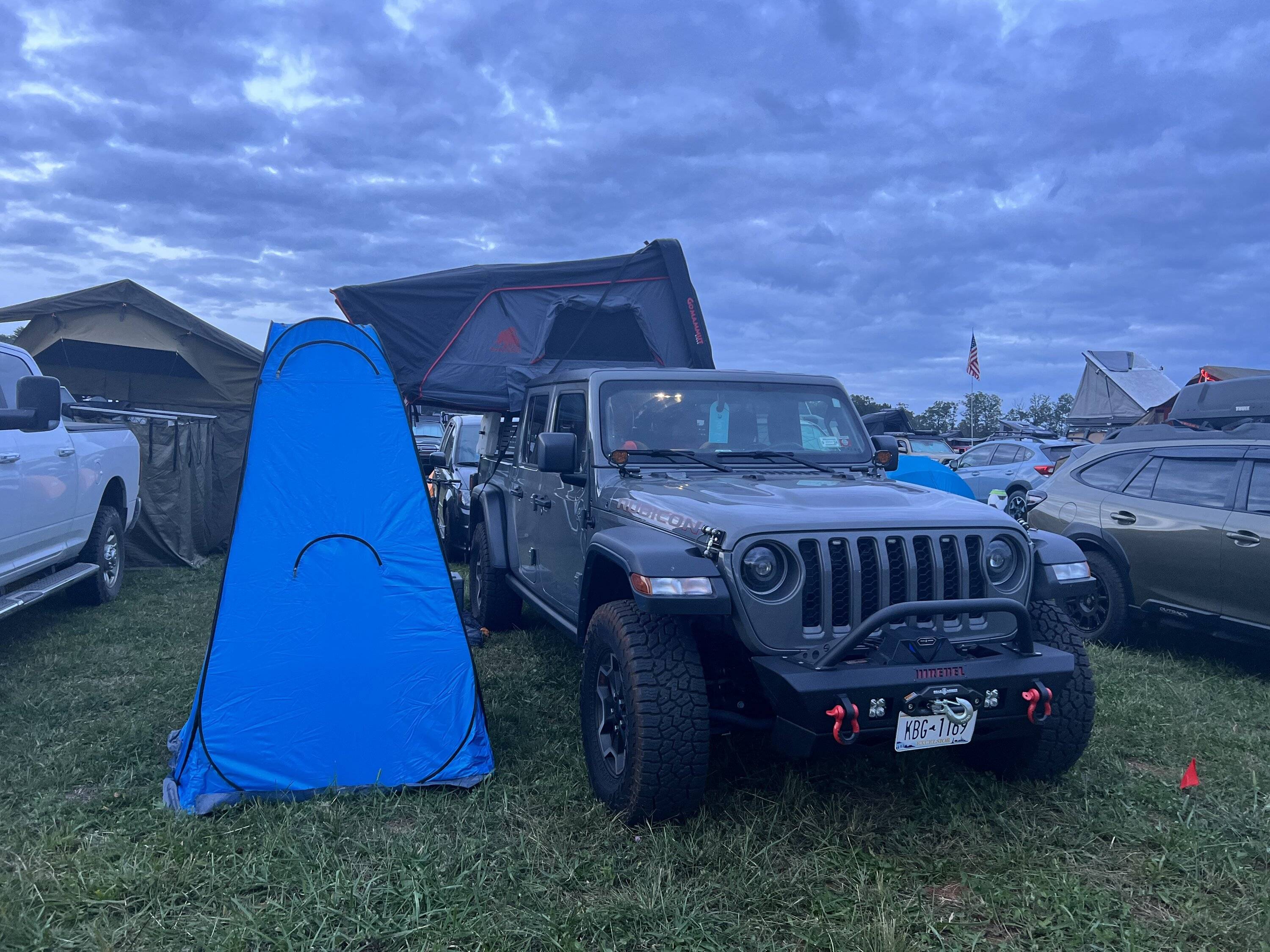 Jeep Gladiator Camping with your Gladiator 71823938796__A02EF5F4-8CC4-4874-999E-815025D1078E