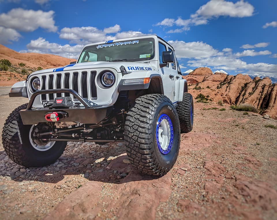 Jeep Gladiator Anyone know of a front bumper similar to vks fab? Savvy front bumper