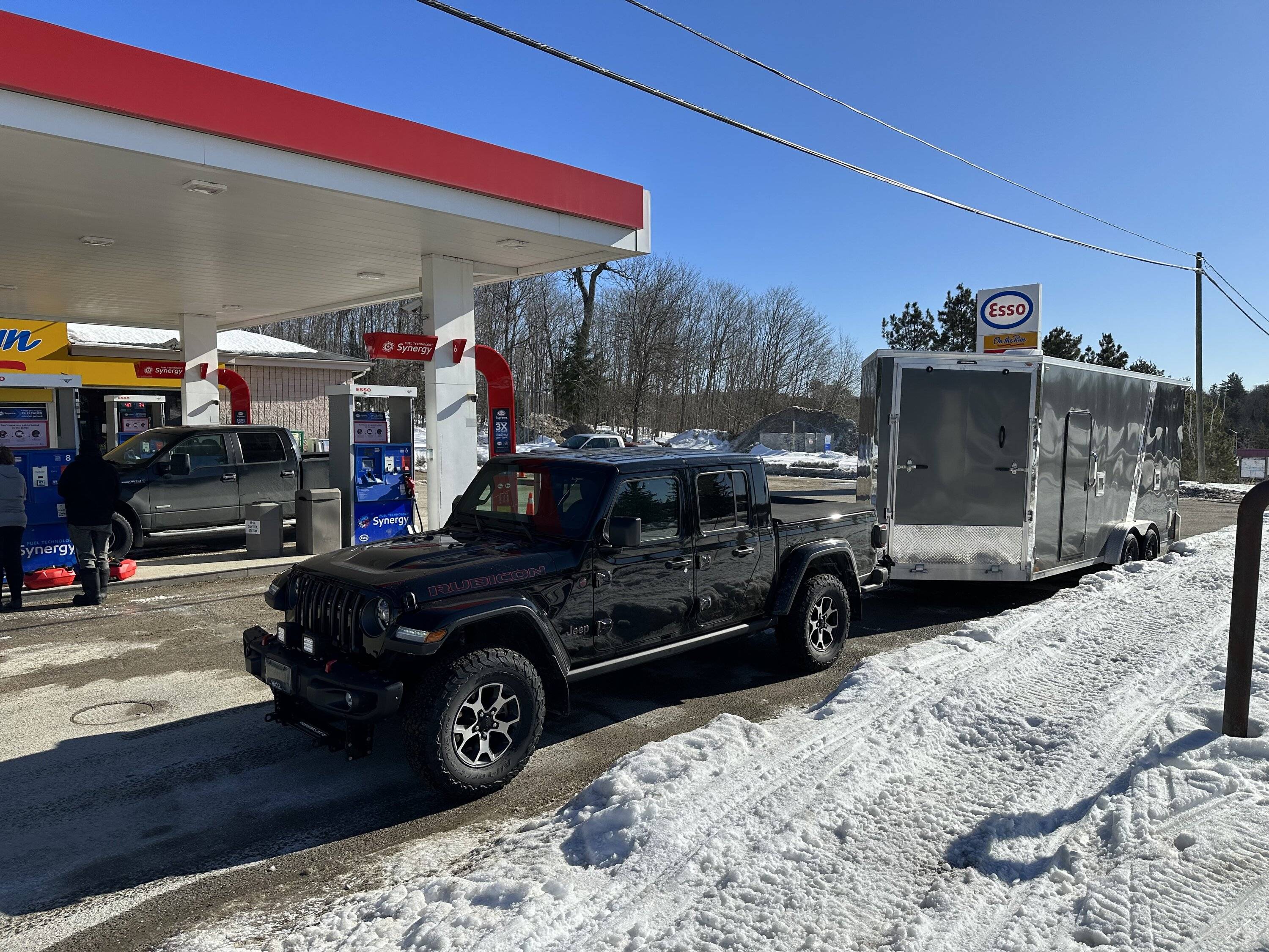 Jeep Gladiator Guys towing over 20 ft campers? IMG_0447