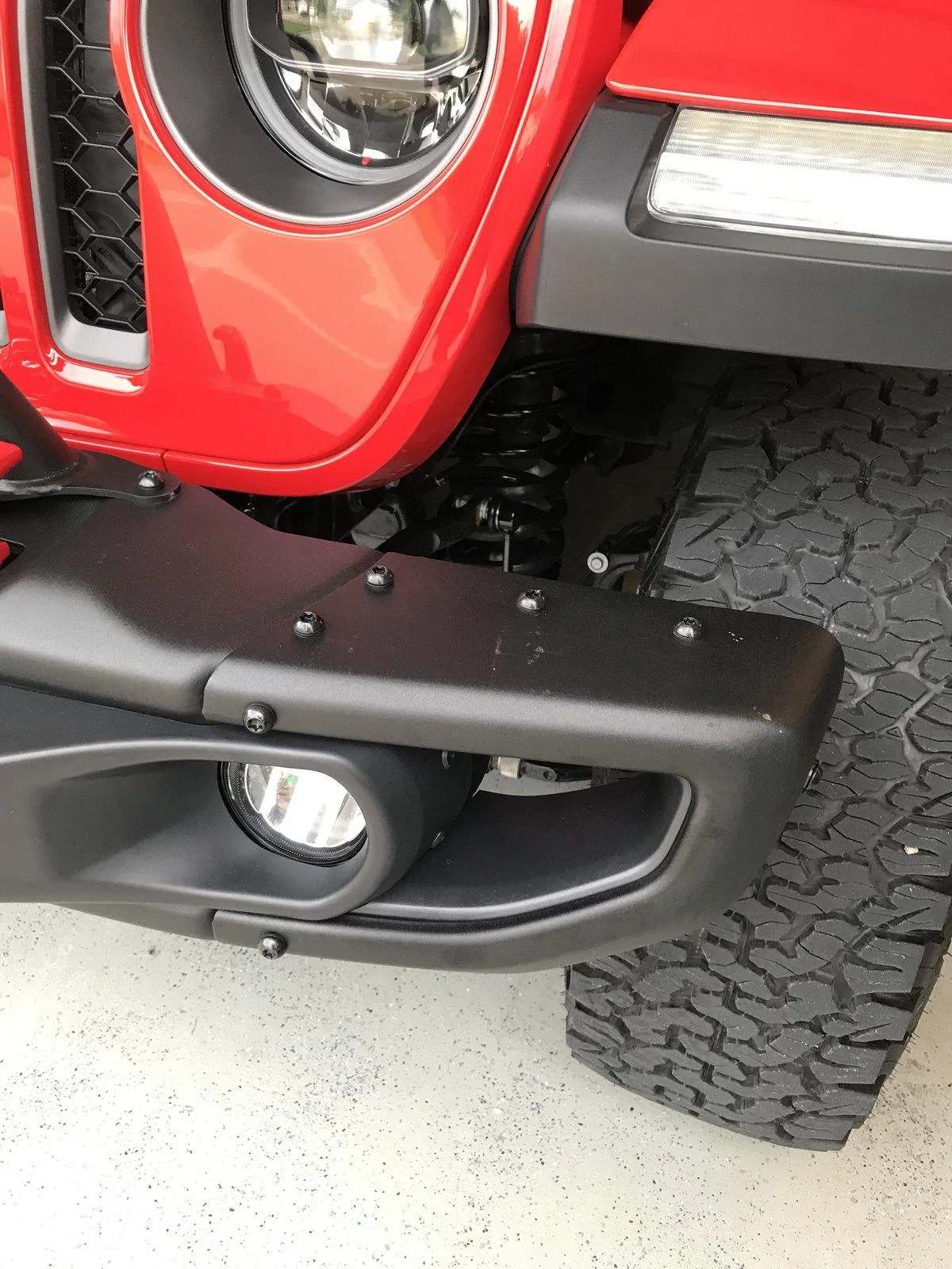 Jeep Gladiator Who knows how to cut the wings off the stock bumper? 786AA0B4-E6C7-4A73-8CCA-911B59F954DF